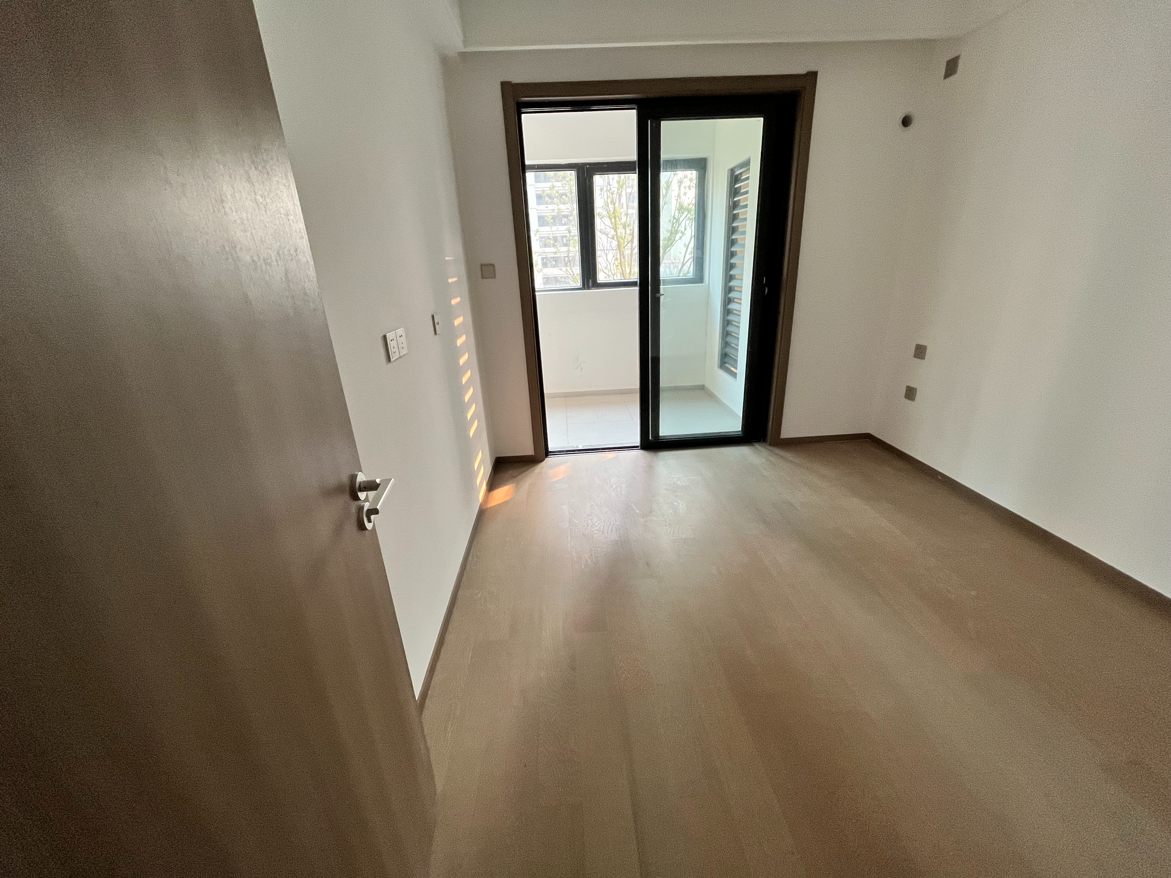 华禧铭苑 3室2厅1卫 106m&sup2;