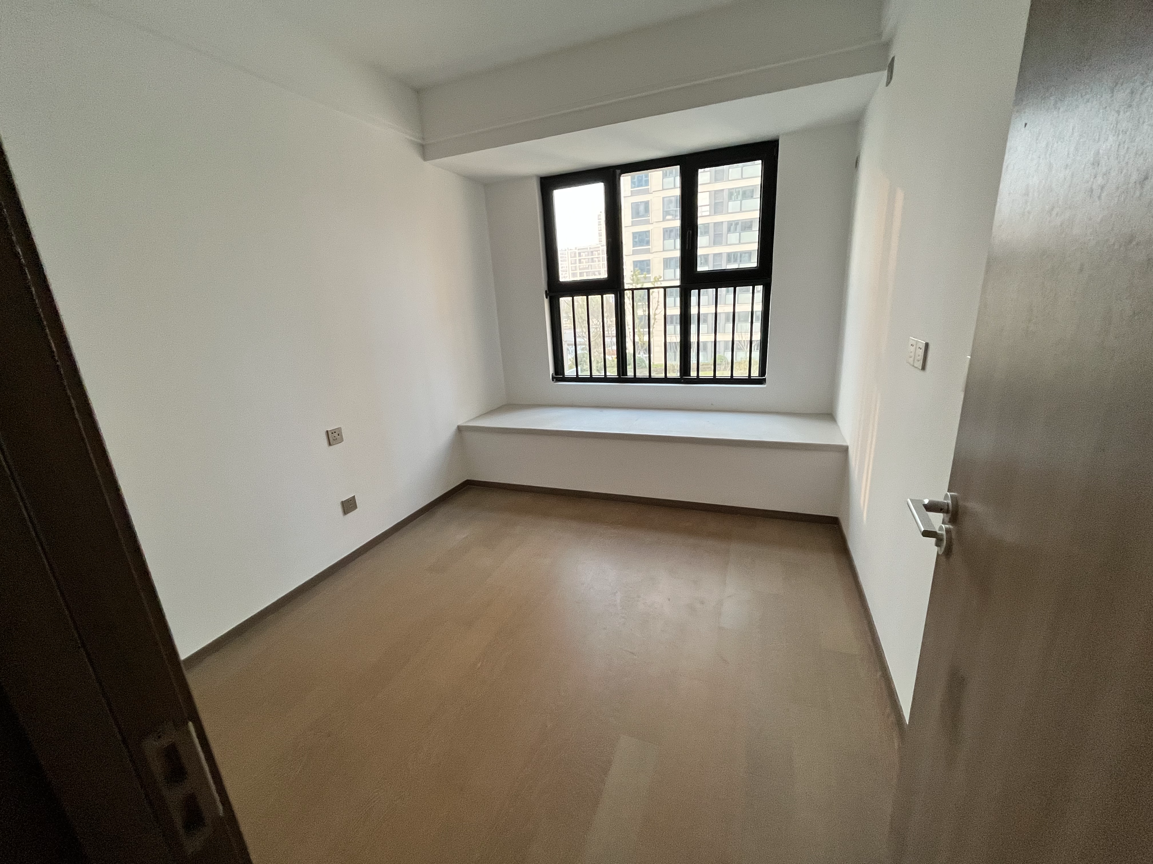 华禧铭苑 3室2厅1卫 106m&sup2;