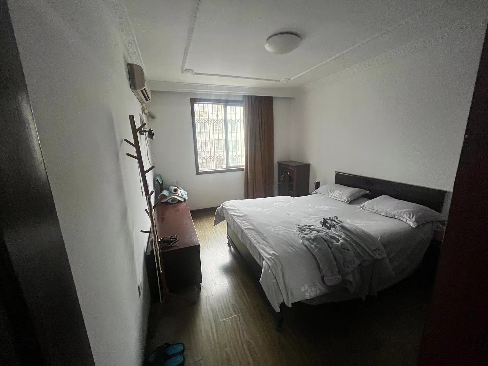 人民中路152号小区 2室2厅1卫 82.29m&sup2;