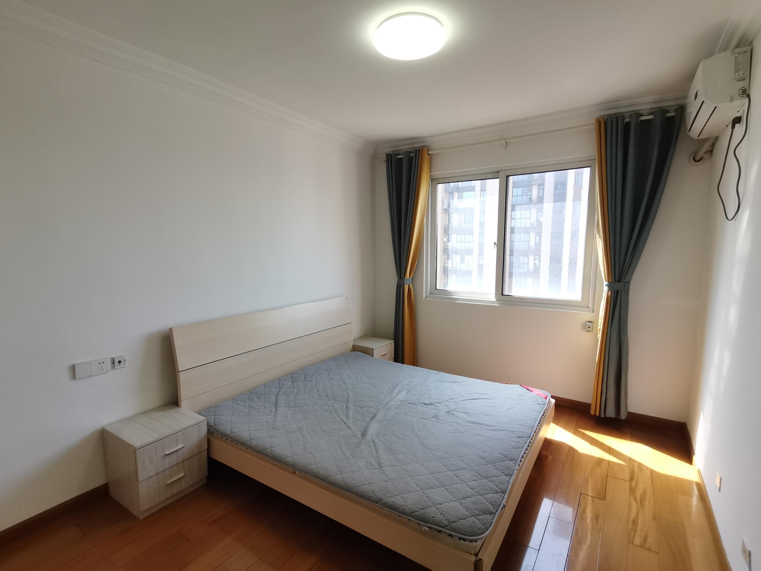 景瑞御府 3室2厅1卫 92m&sup2;