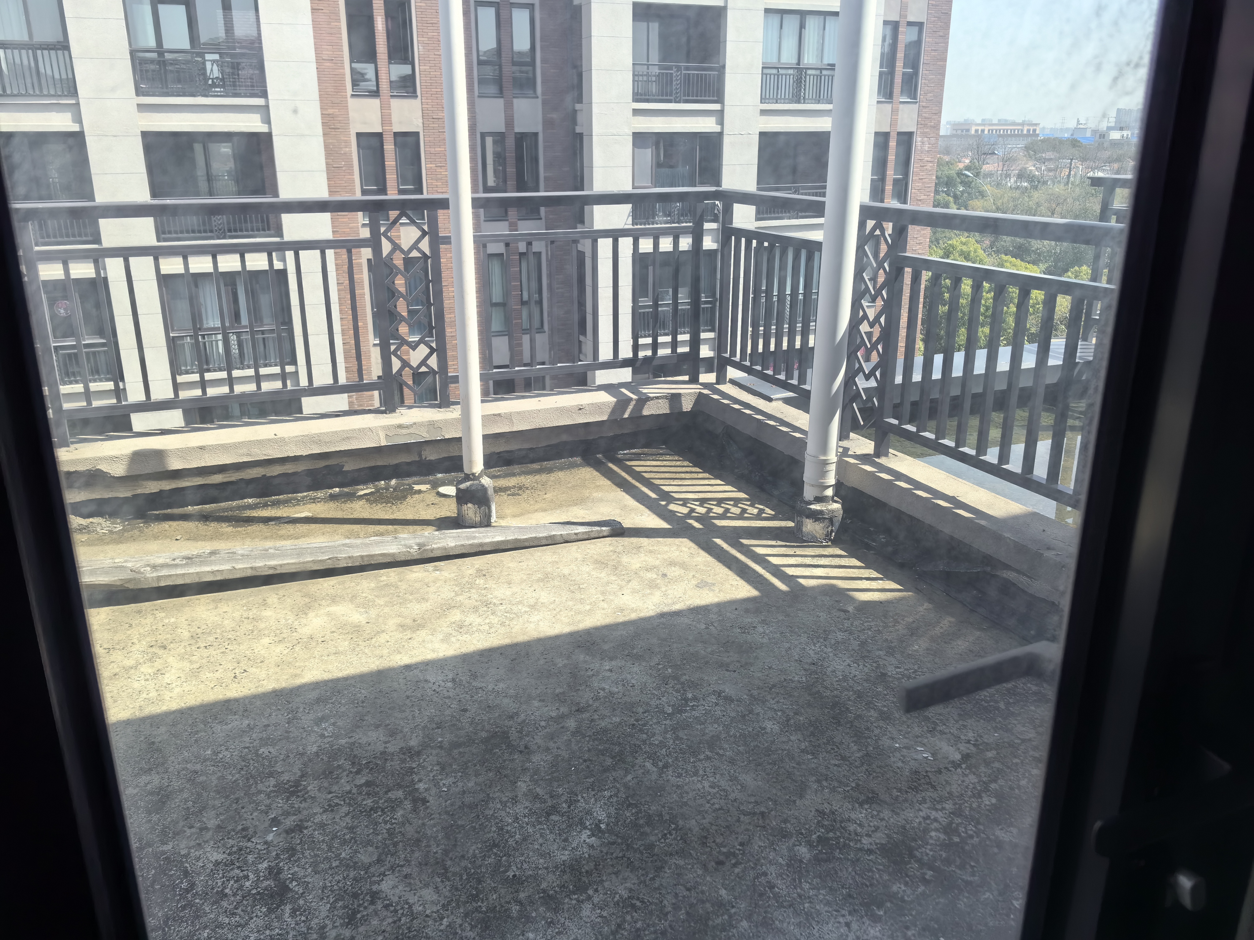 山水壹号 4室2厅2卫 236m&sup2;