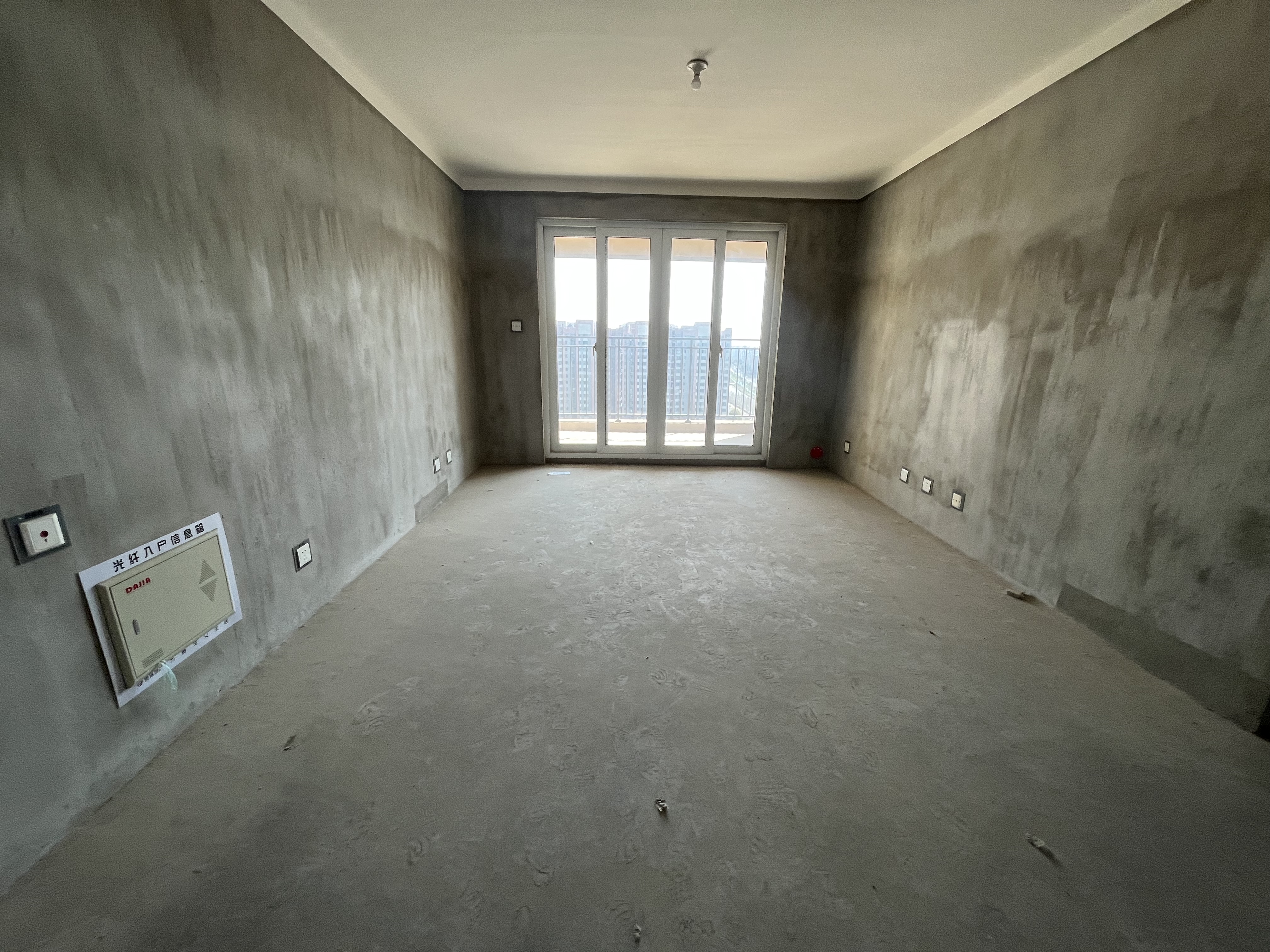景瑞御府 3室2厅2卫 122m²