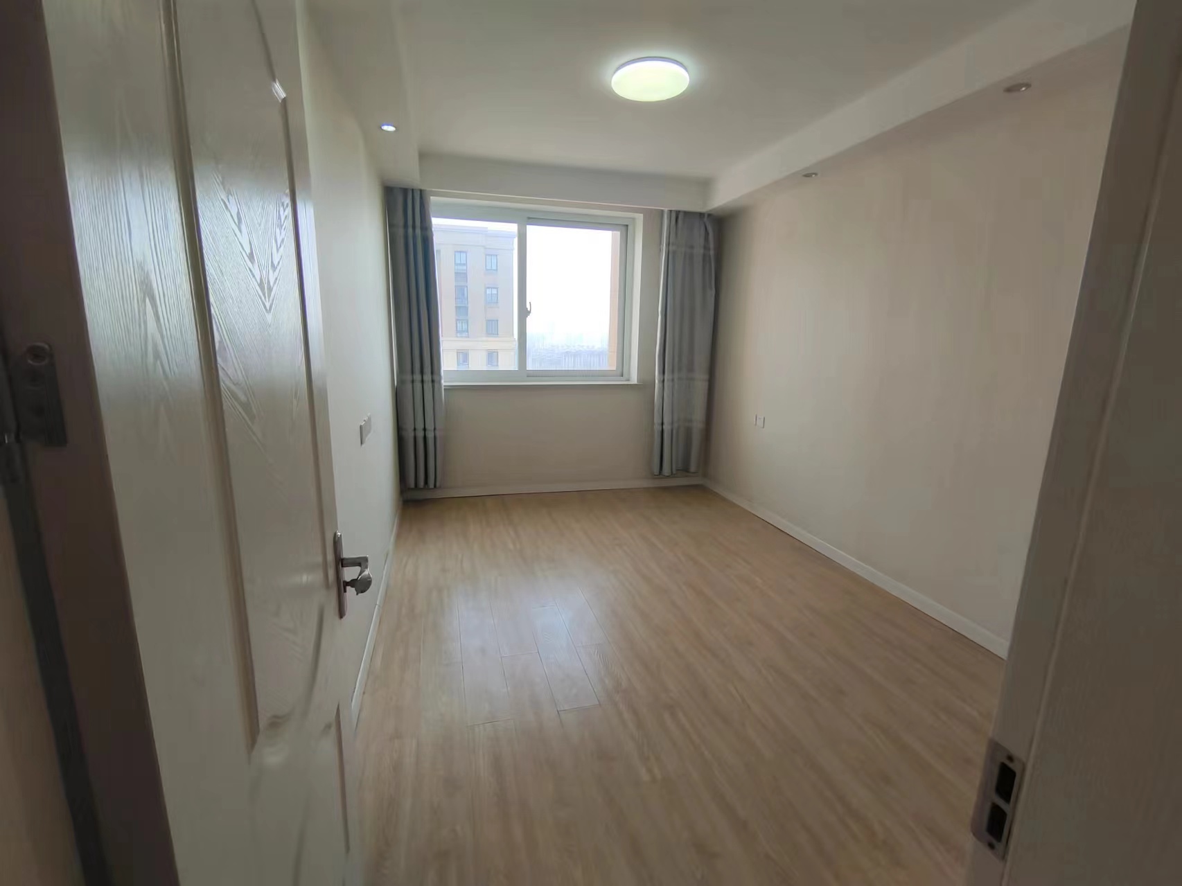 新城香溢紫郡 3室2厅1卫 120.00m²