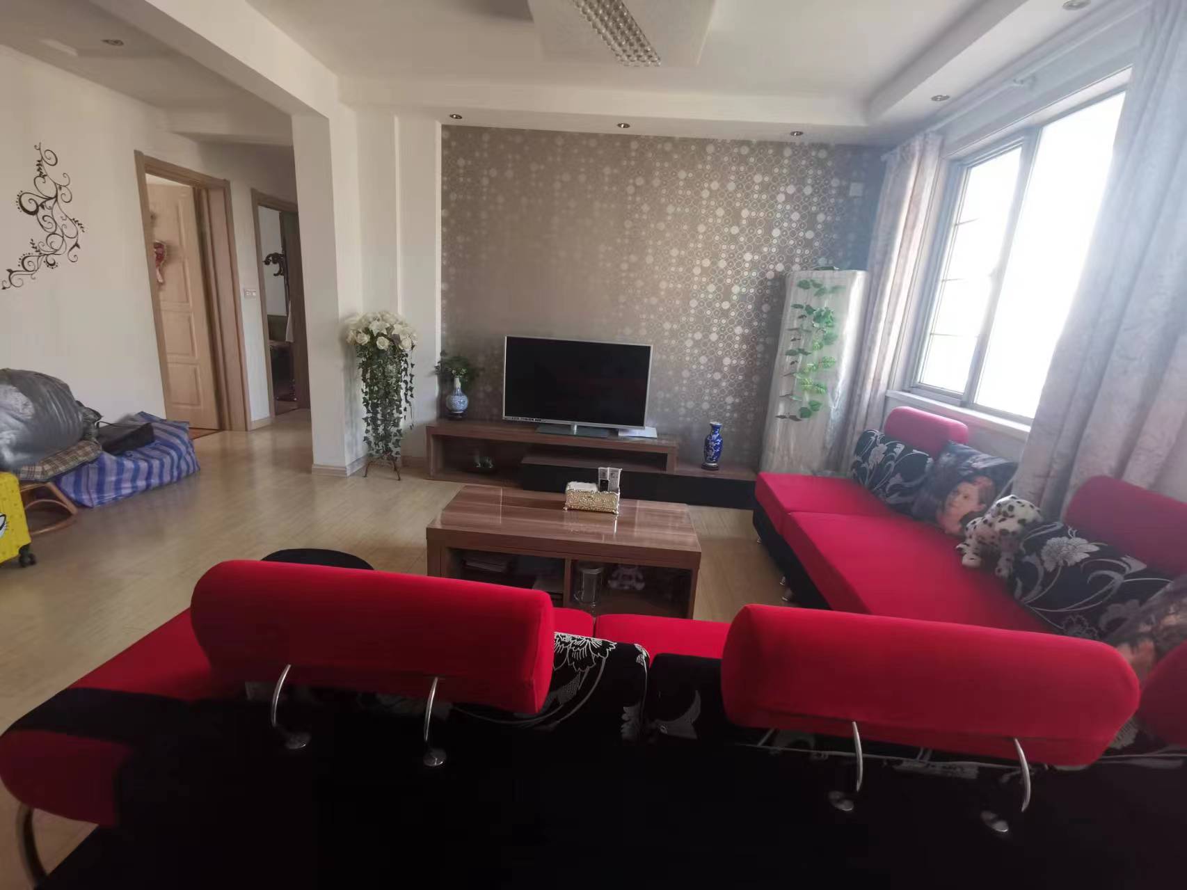 优山美地花园南区 3室2厅1卫 113m&sup2;