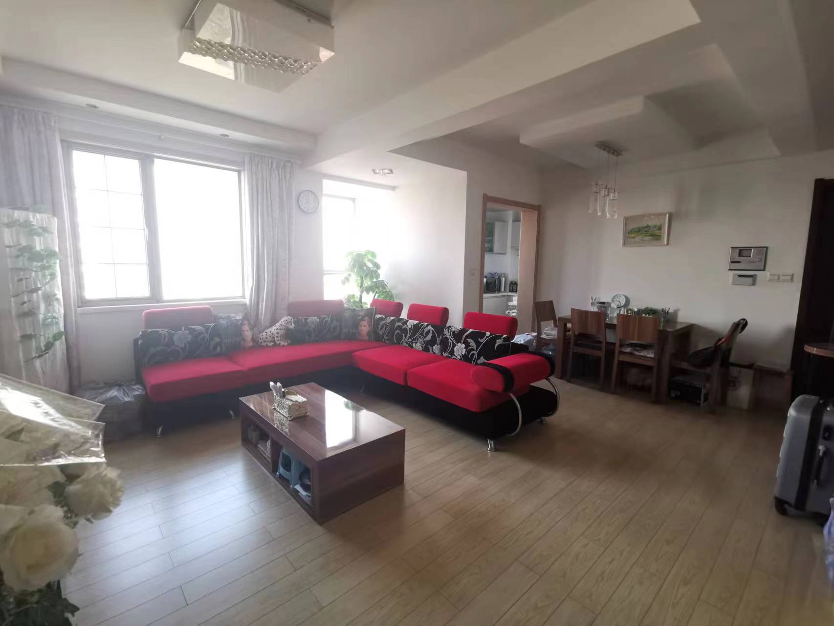 优山美地花园南区 3室2厅1卫 113m&sup2;