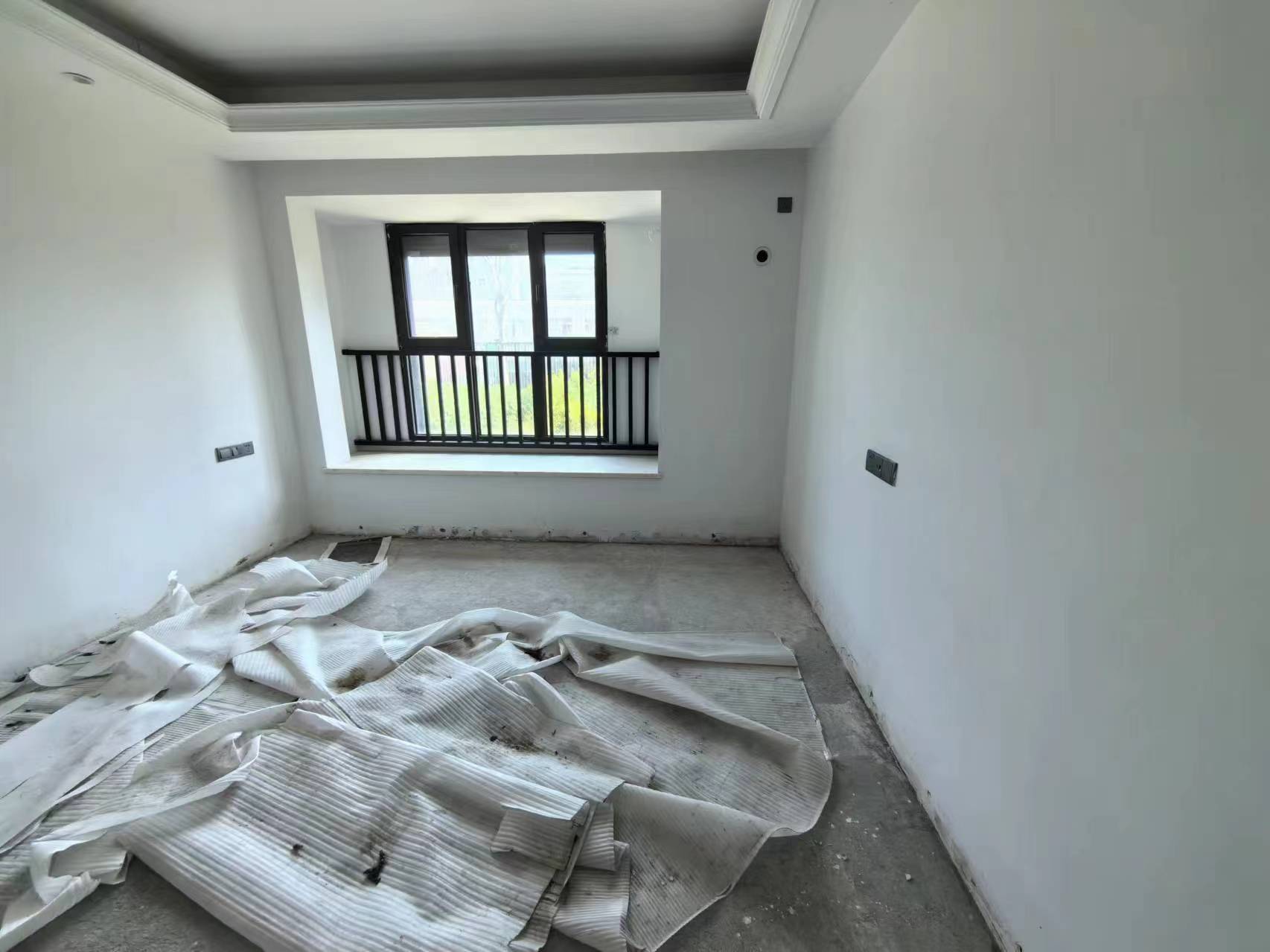 富力院士廷 4室2厅2卫 140.00m&sup2;