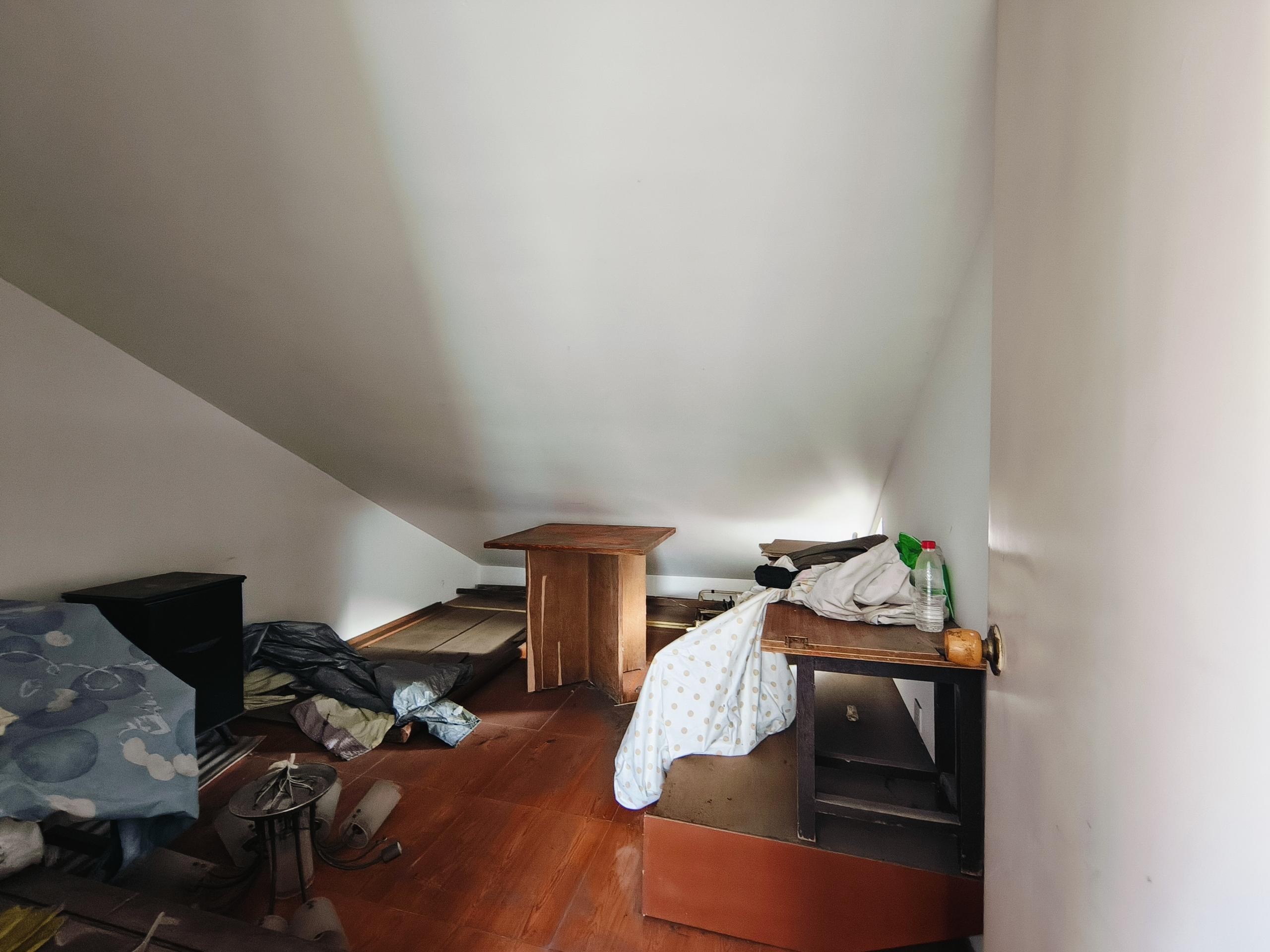 文峰花苑 3室2厅1卫 107.70m&sup2;