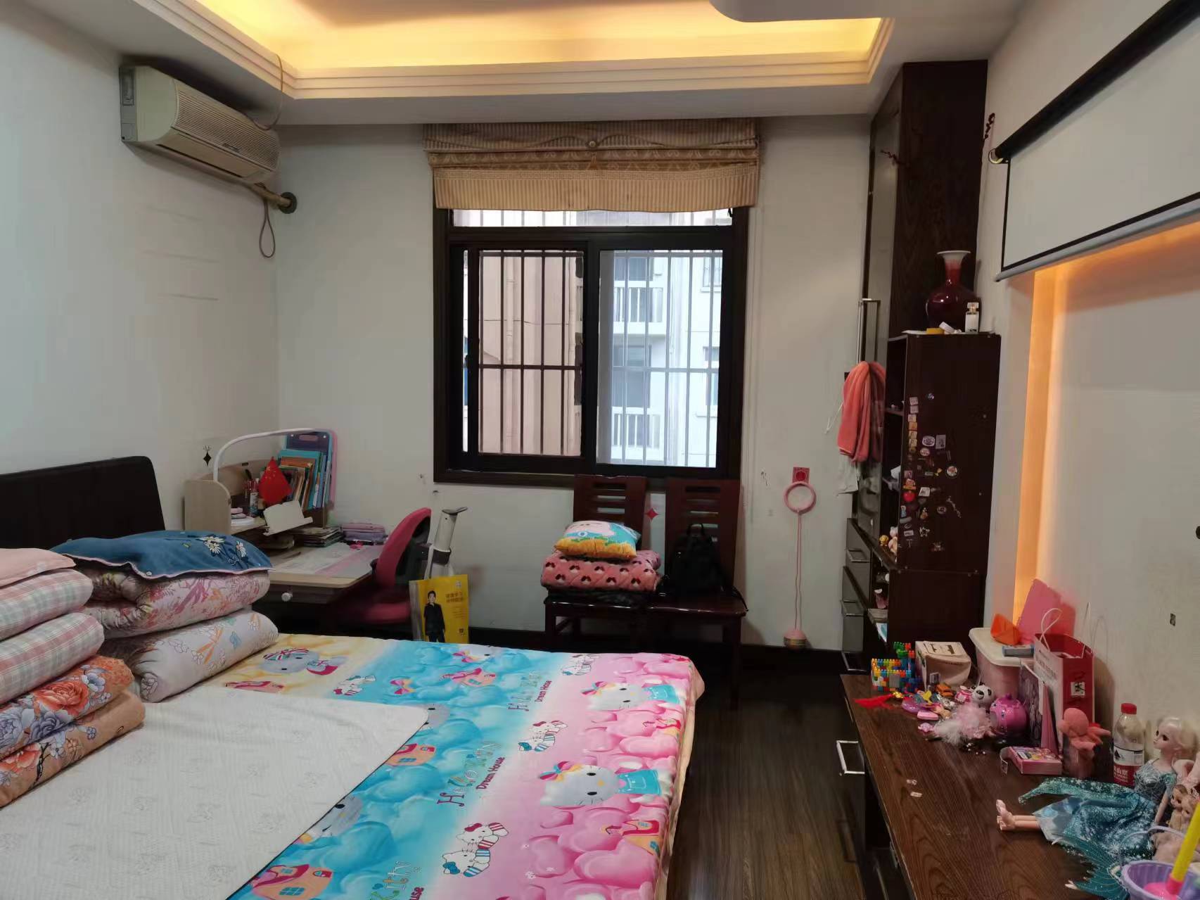 虹桥新村(朝霞路) 2室2厅1卫 75m&sup2;