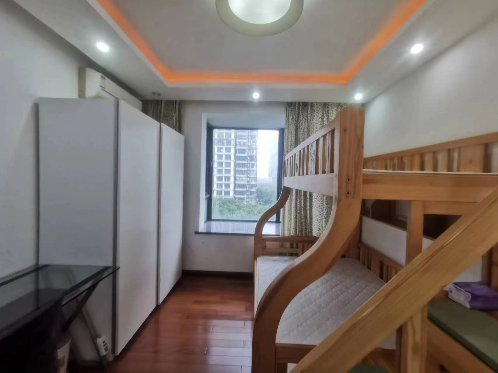 中南世纪城北区 3室2厅2卫 158m&sup2;