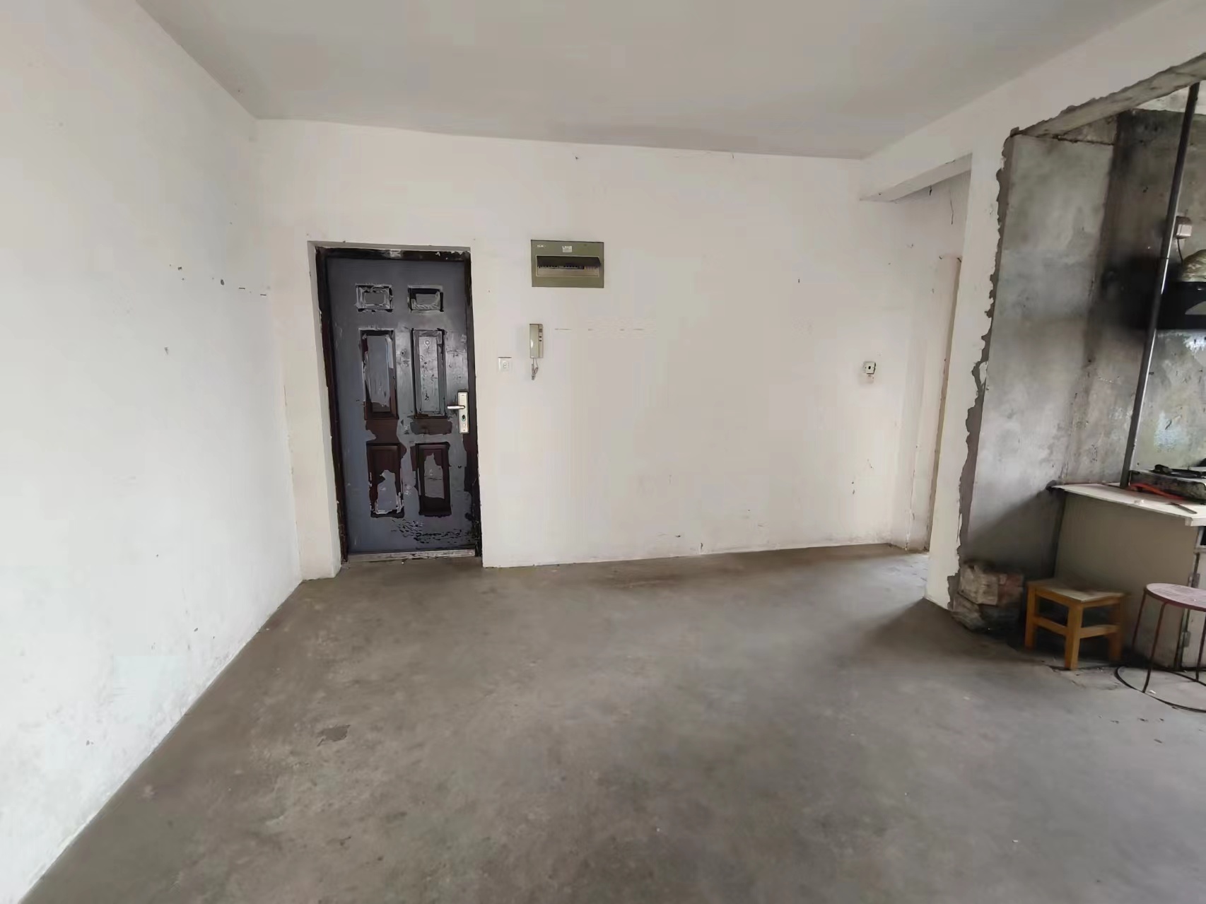 盛唐公寓 2室2厅1卫 102.45m²