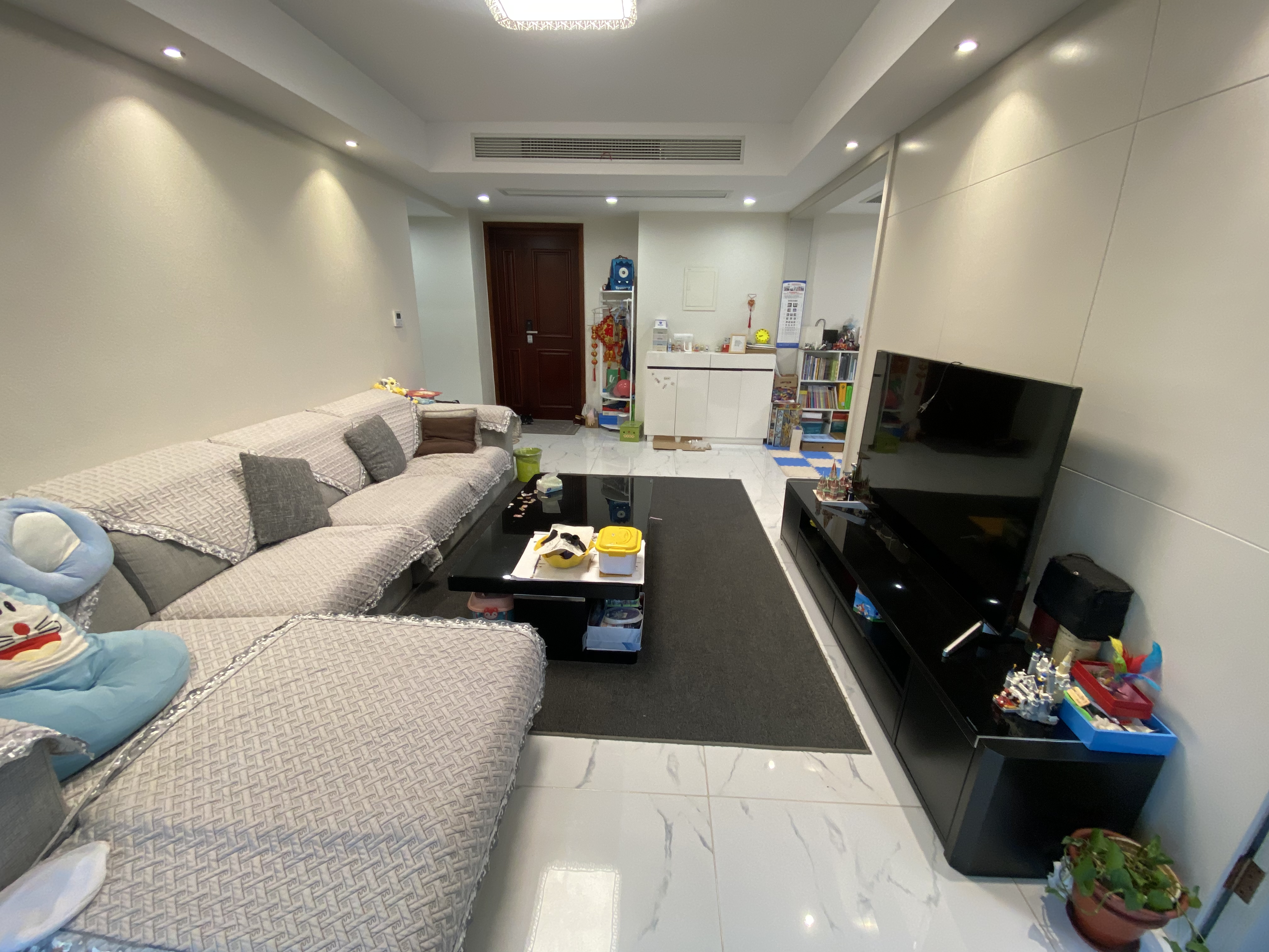 绿城玉兰公寓 3室2厅2卫 165.19m²