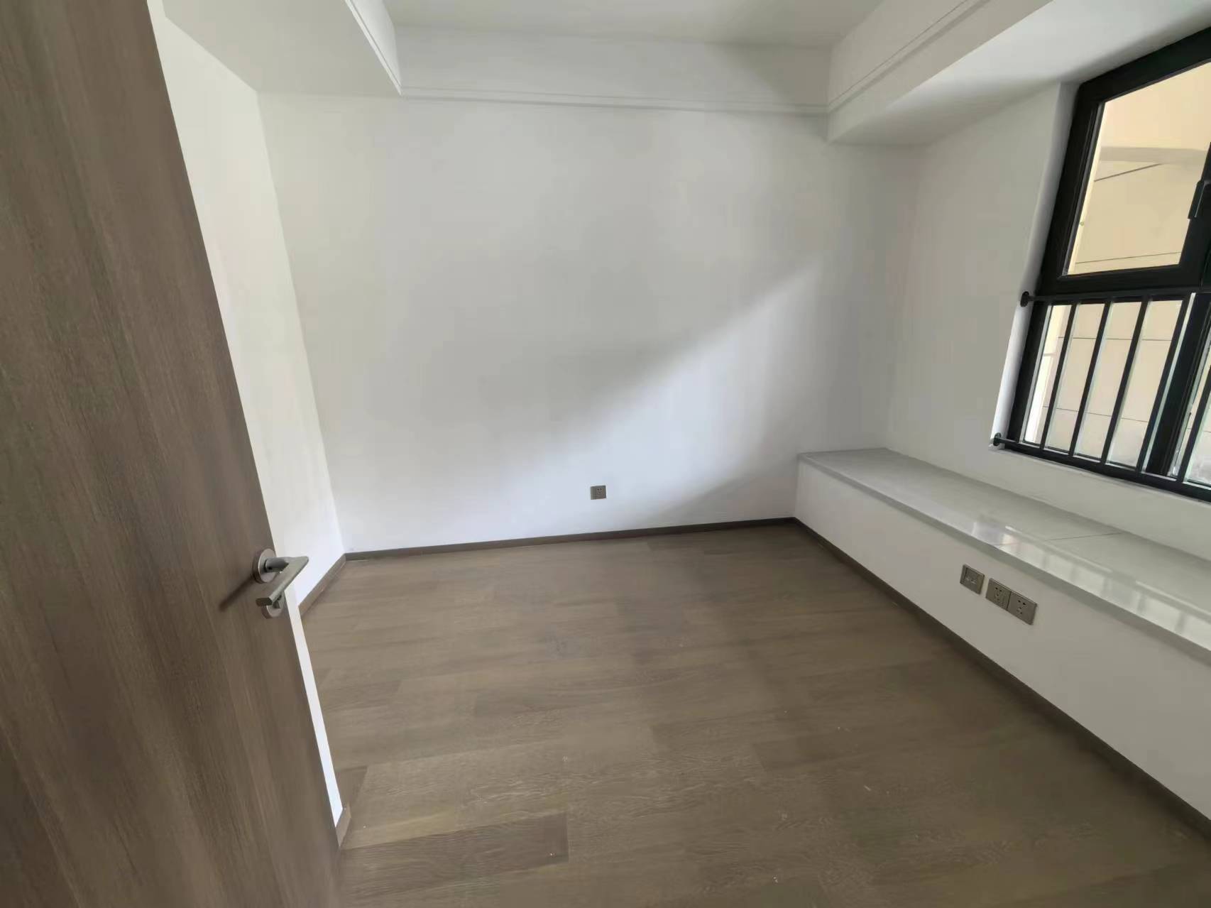 华禧铭苑 3室2厅1卫 101m&sup2;