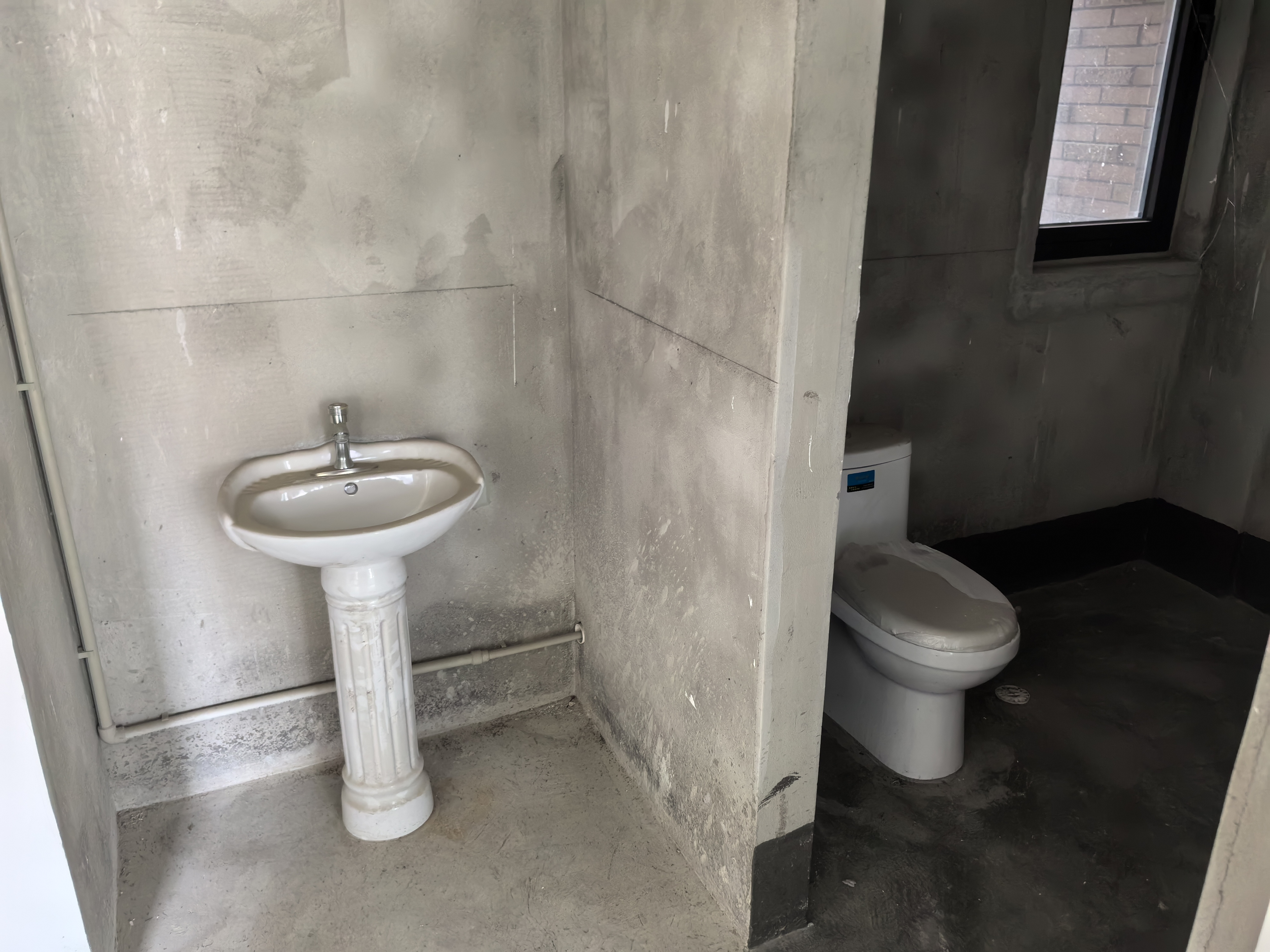 山水壹号 2室2厅1卫 92m²