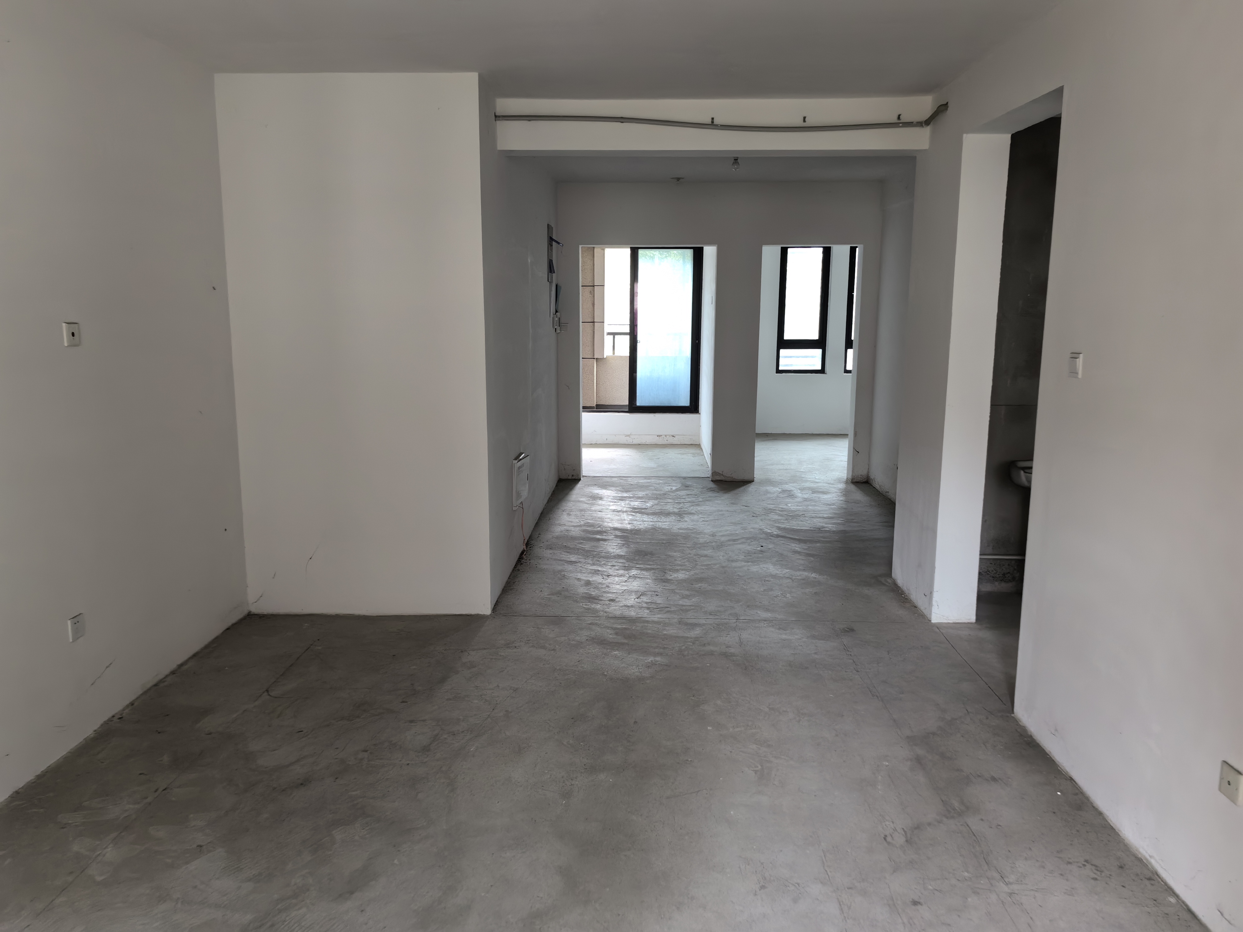 山水壹号 2室2厅1卫 92m²
