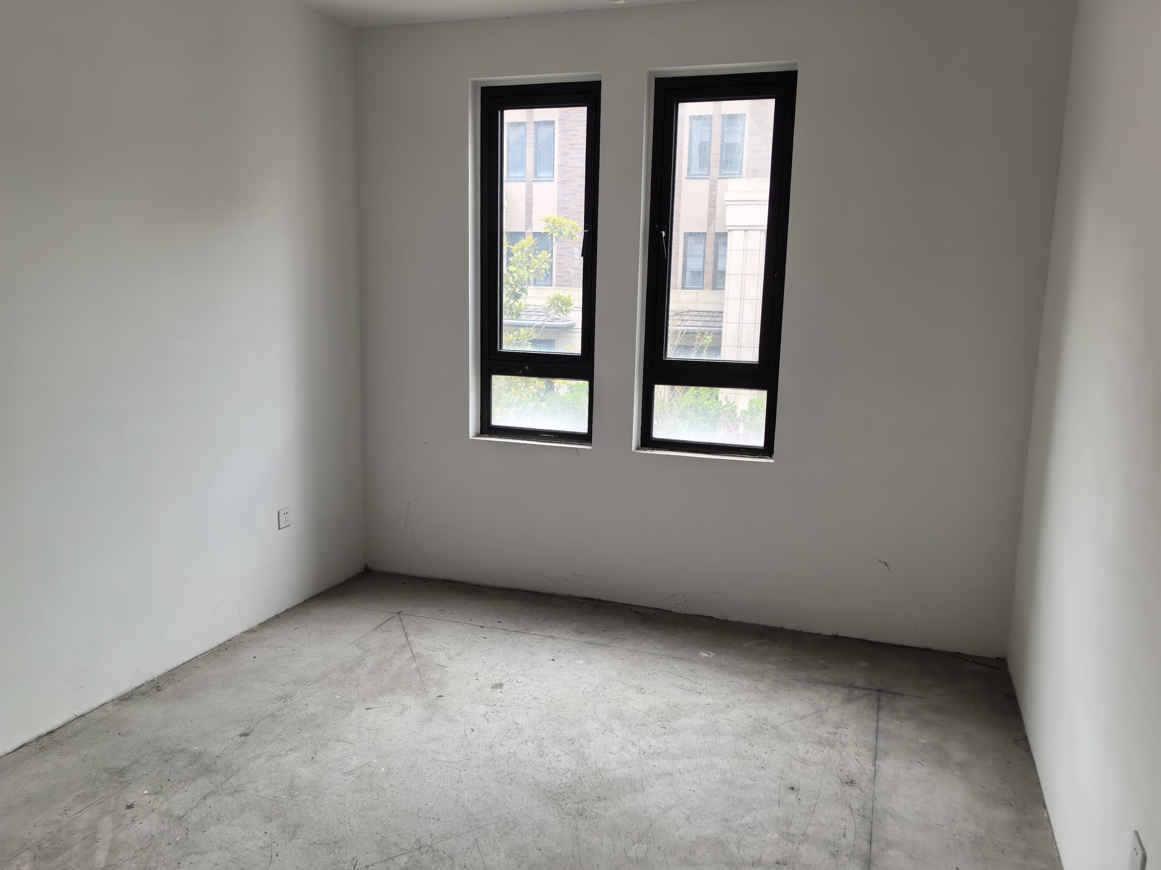 山水壹号 2室2厅1卫 92m²
