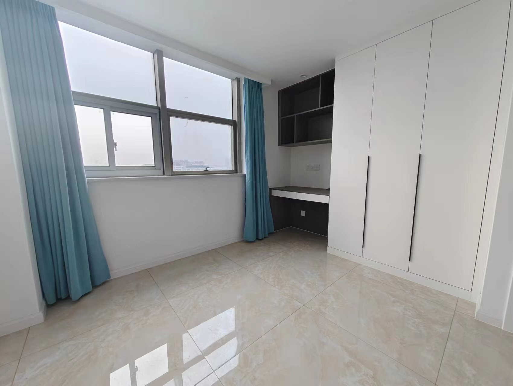 王府大厦 2室1厅1卫 61m&sup2;