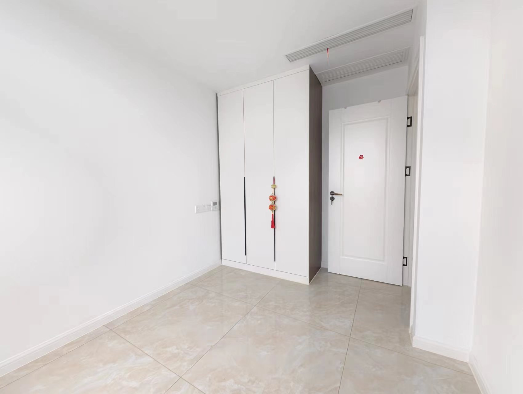 王府大厦 2室1厅1卫 61m&sup2;