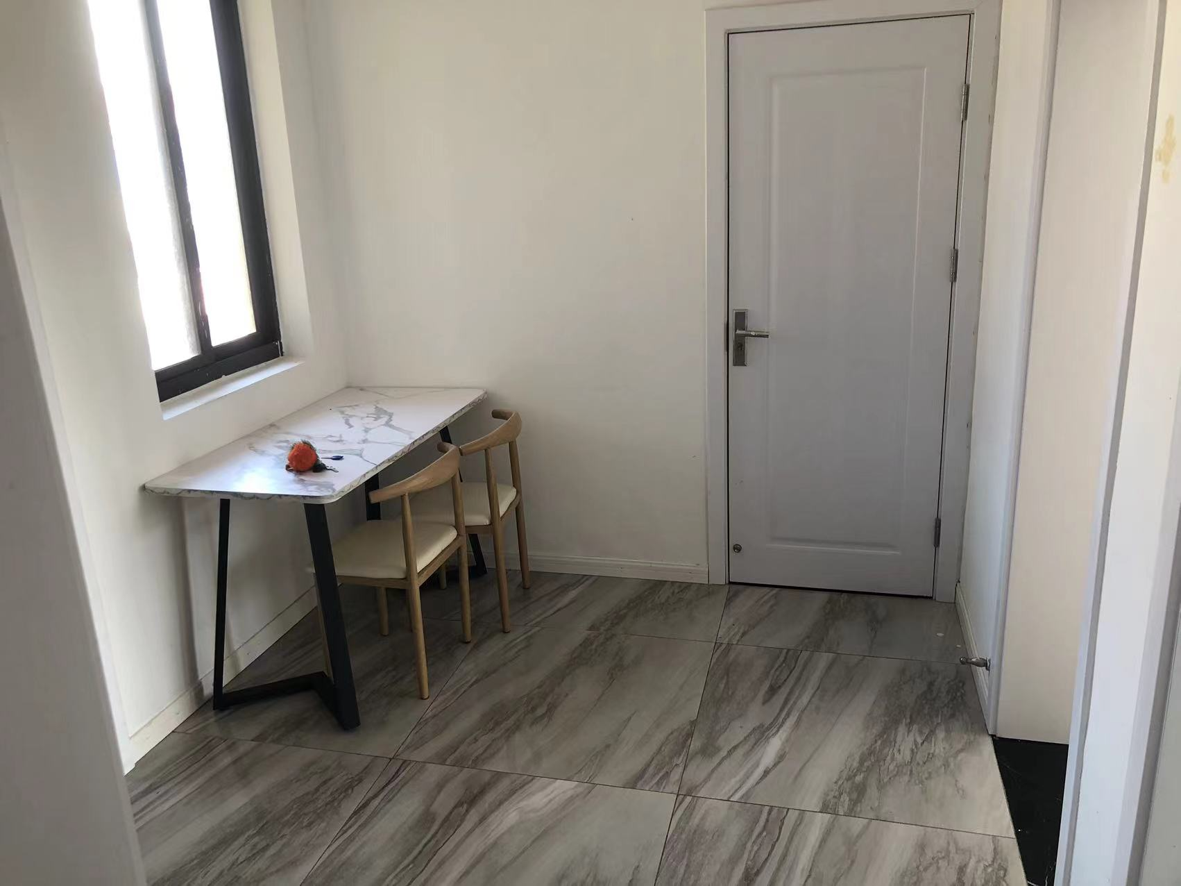 虹桥新村(朝霞路) 2室1厅1卫 62m&sup2;