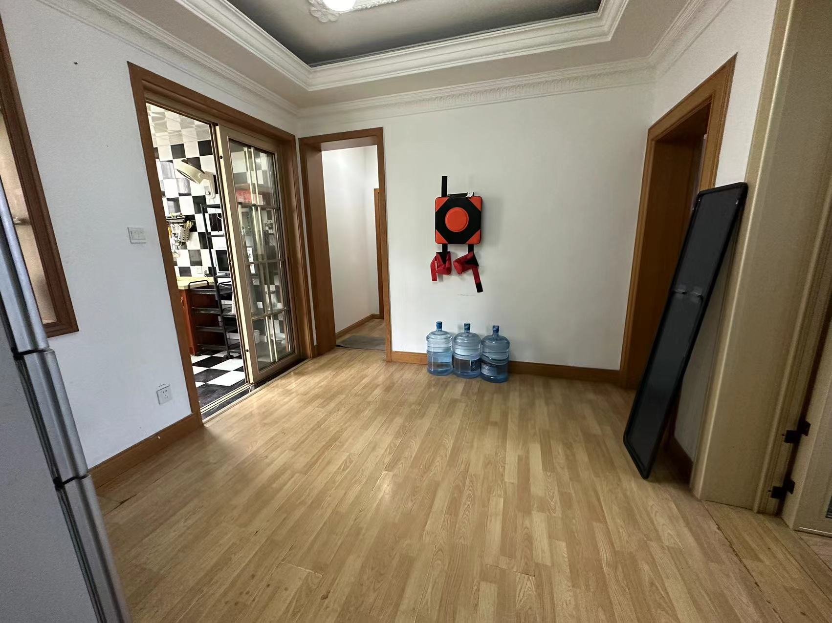 城港新村 3室2厅1卫 110m²