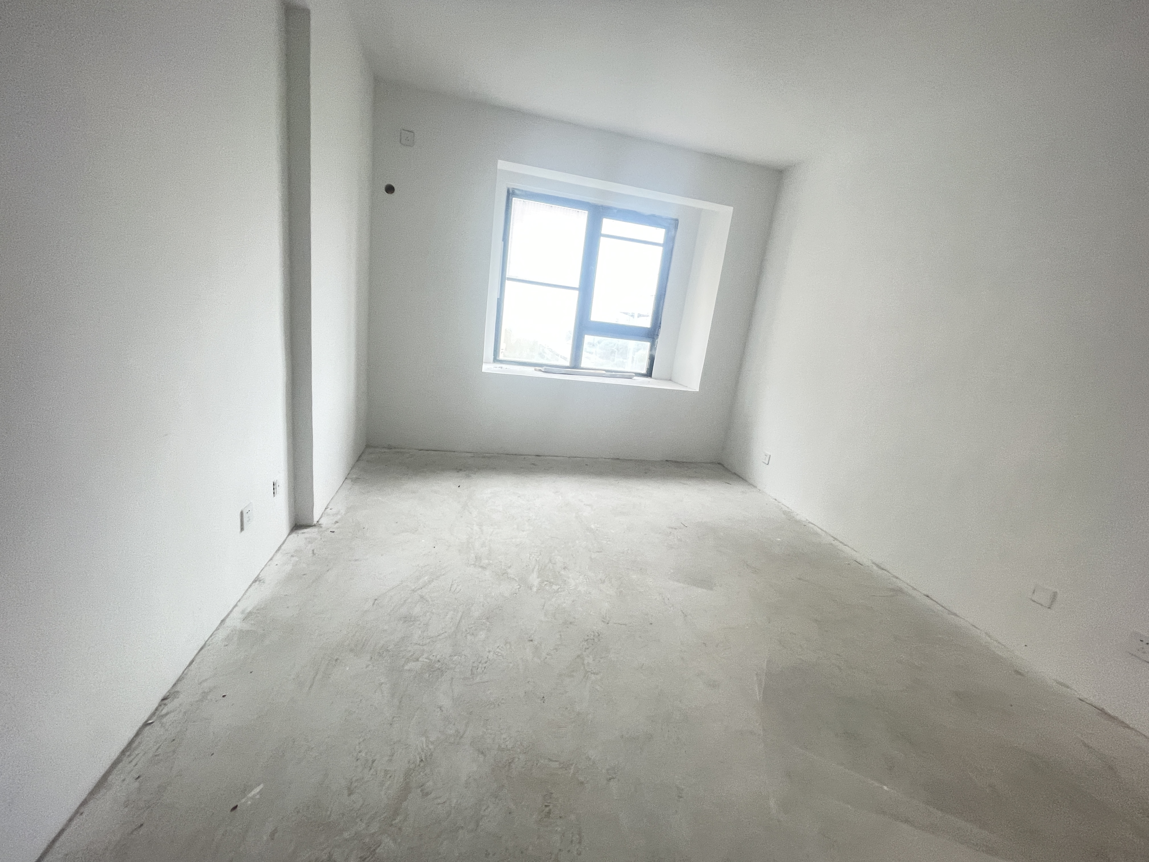 冠城大通棕榈湾 4室2厅2卫 130m&sup2;