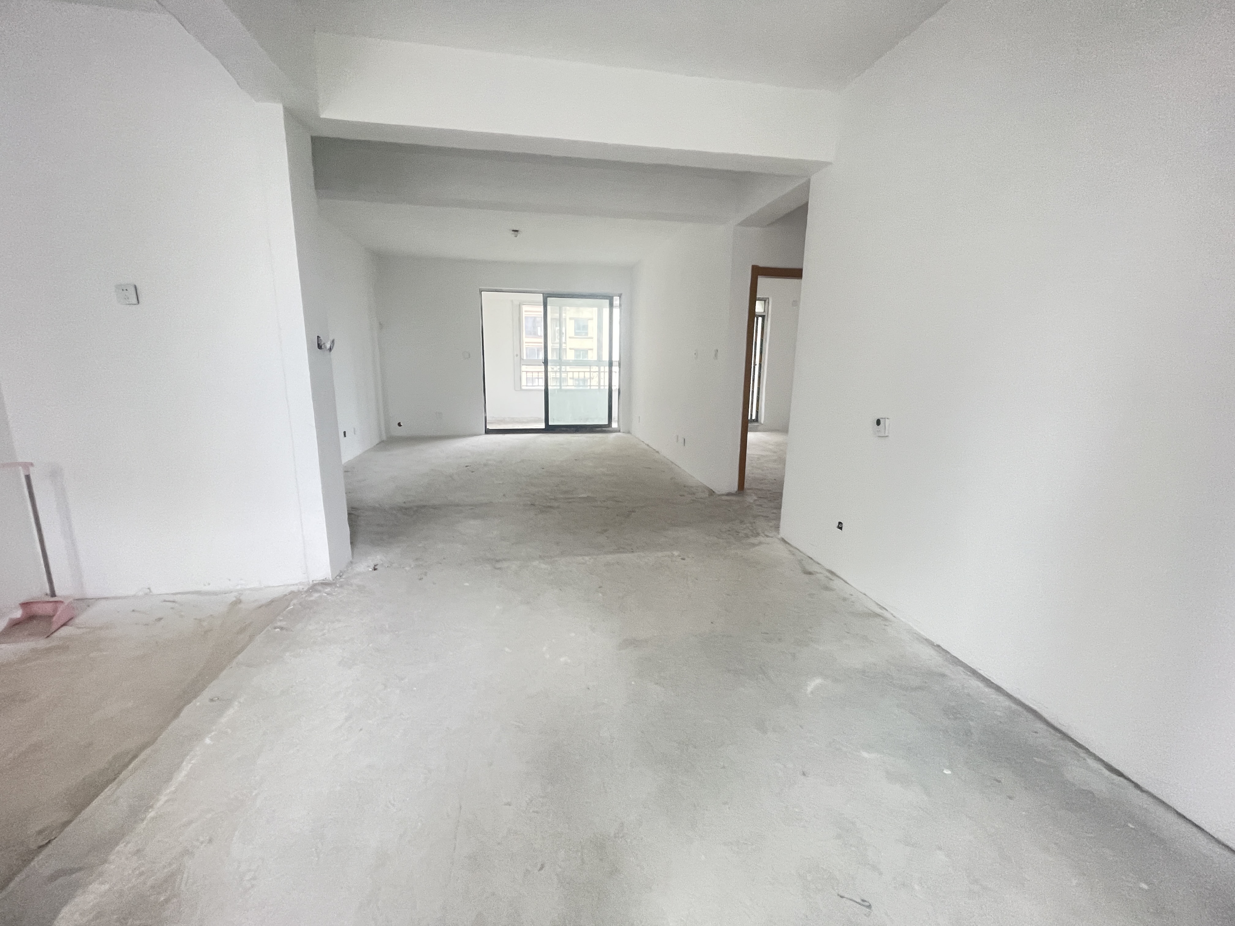 冠城大通棕榈湾 4室2厅2卫 130m&sup2;