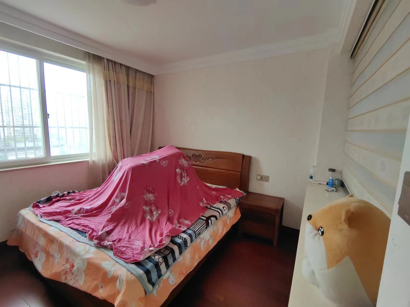 和谐怡园佳苑 3室2厅1卫 134m&sup2;