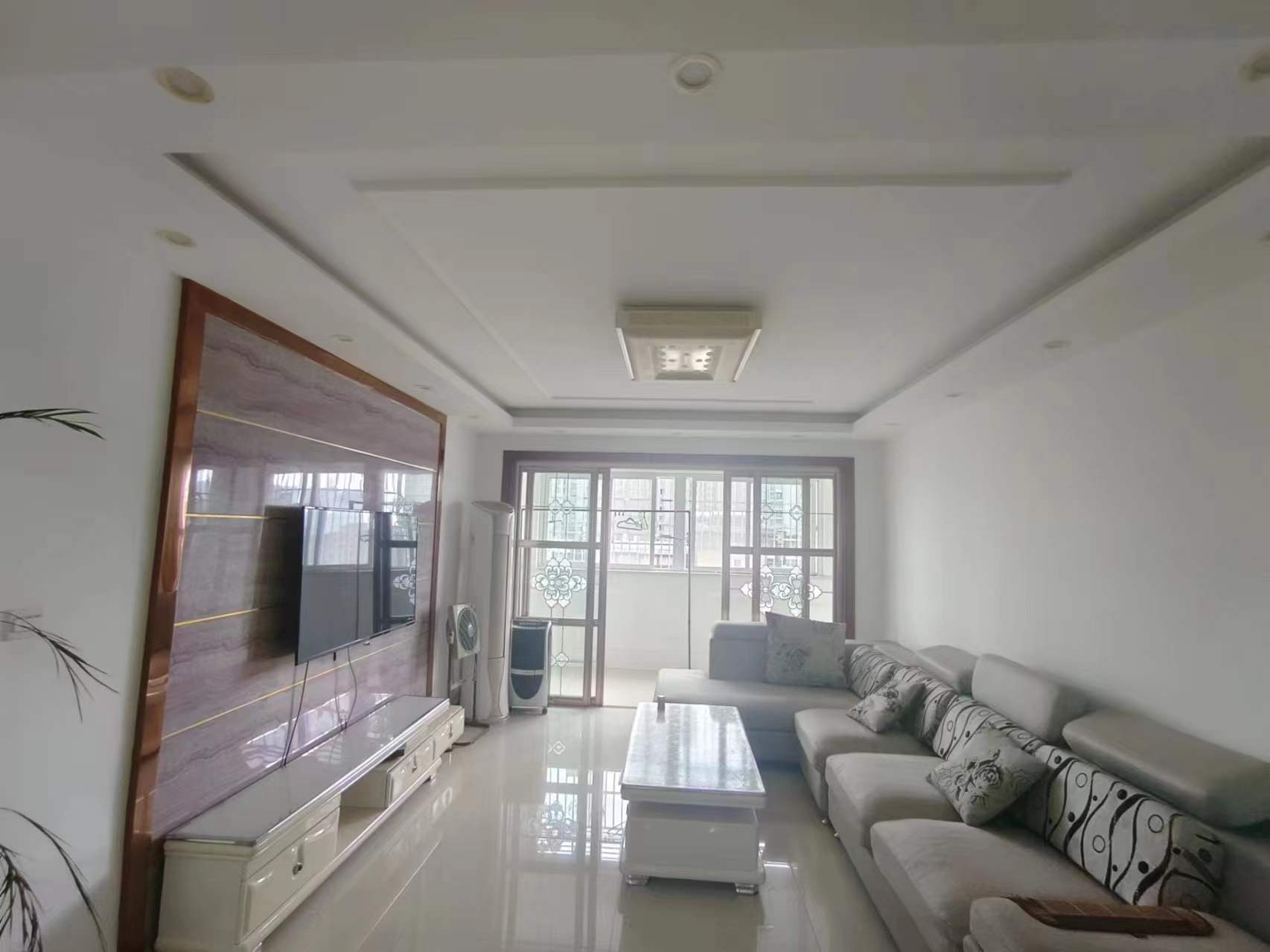 永怡家园 3室2厅1卫 145m&sup2;
