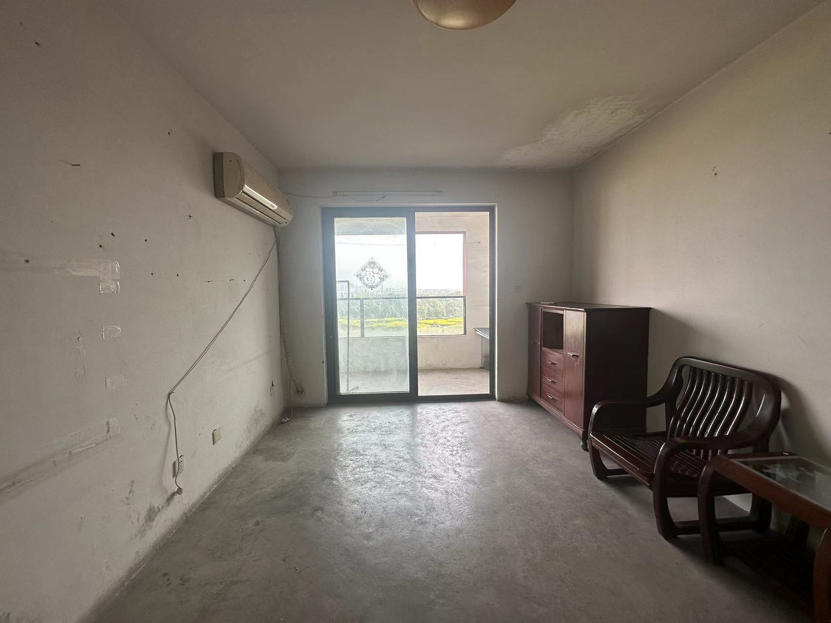 万濠星城 2室2厅1卫 90m²