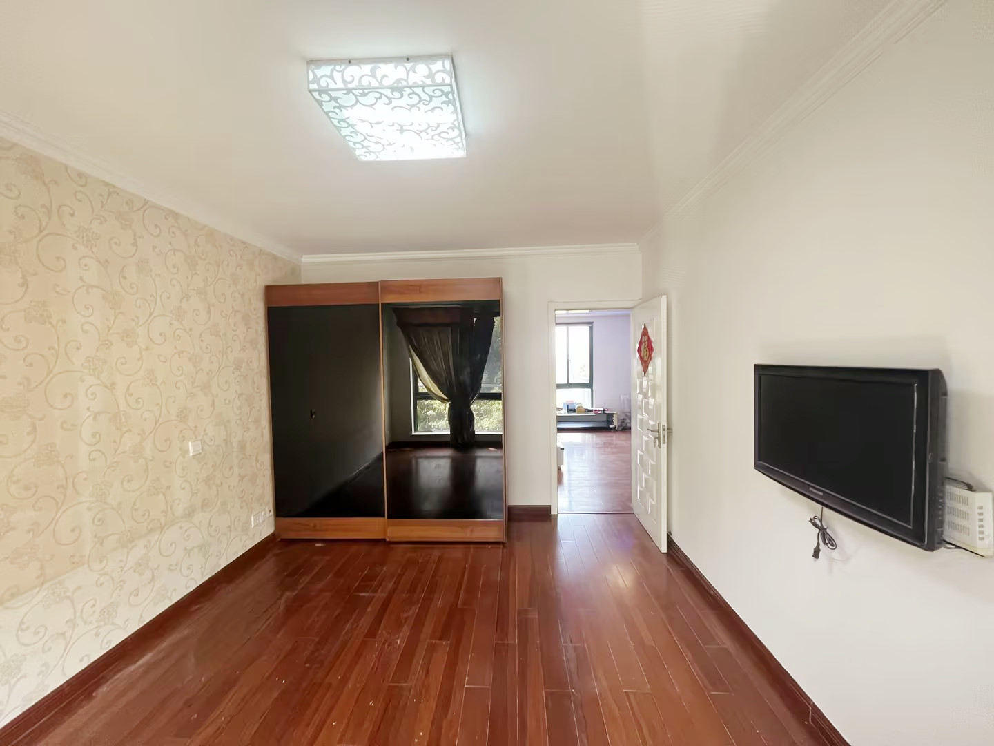 凤凰莱茵苑 3室1厅1卫 116.80m&sup2;