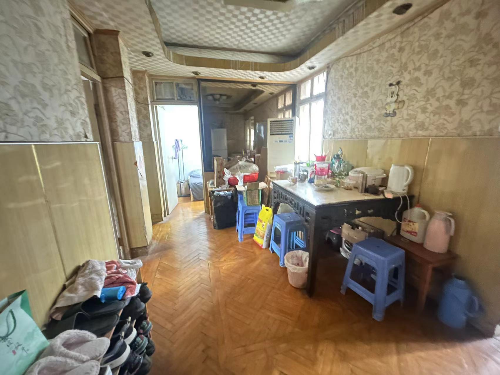 虹桥南村 3室1厅1卫 72m&sup2;