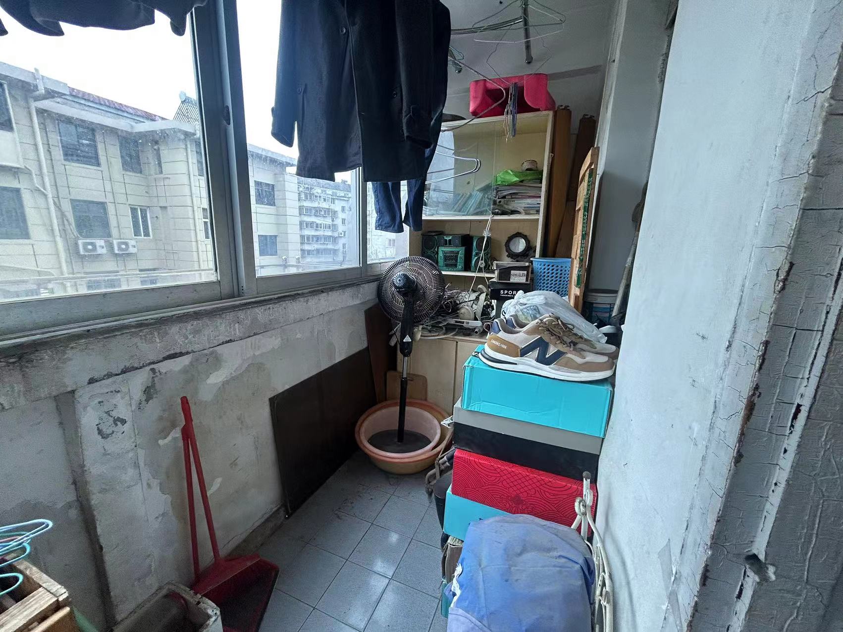 虹桥南村 3室1厅1卫 72m&sup2;