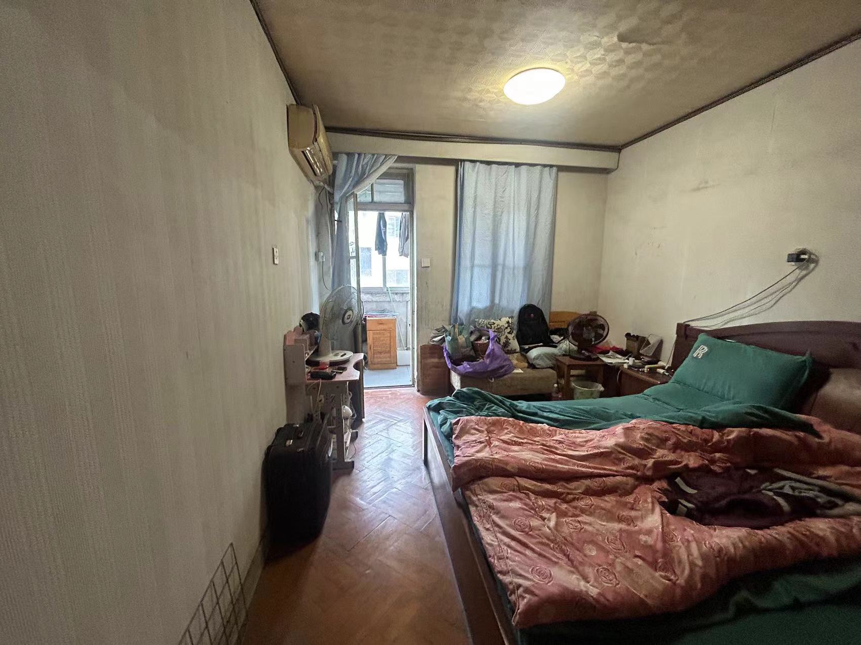 虹桥南村 3室1厅1卫 72m&sup2;