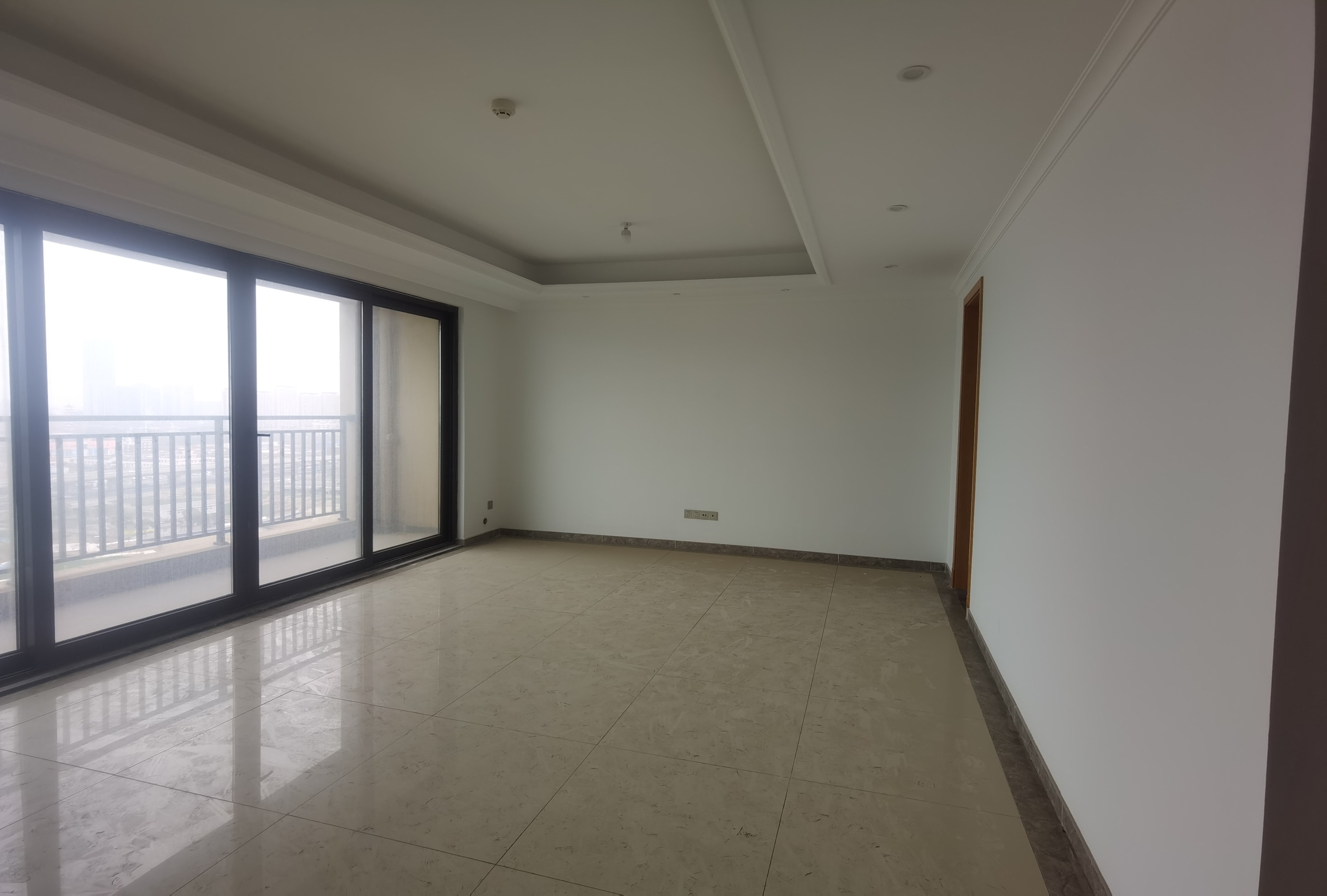 富力院士廷 4室2厅2卫 172m²