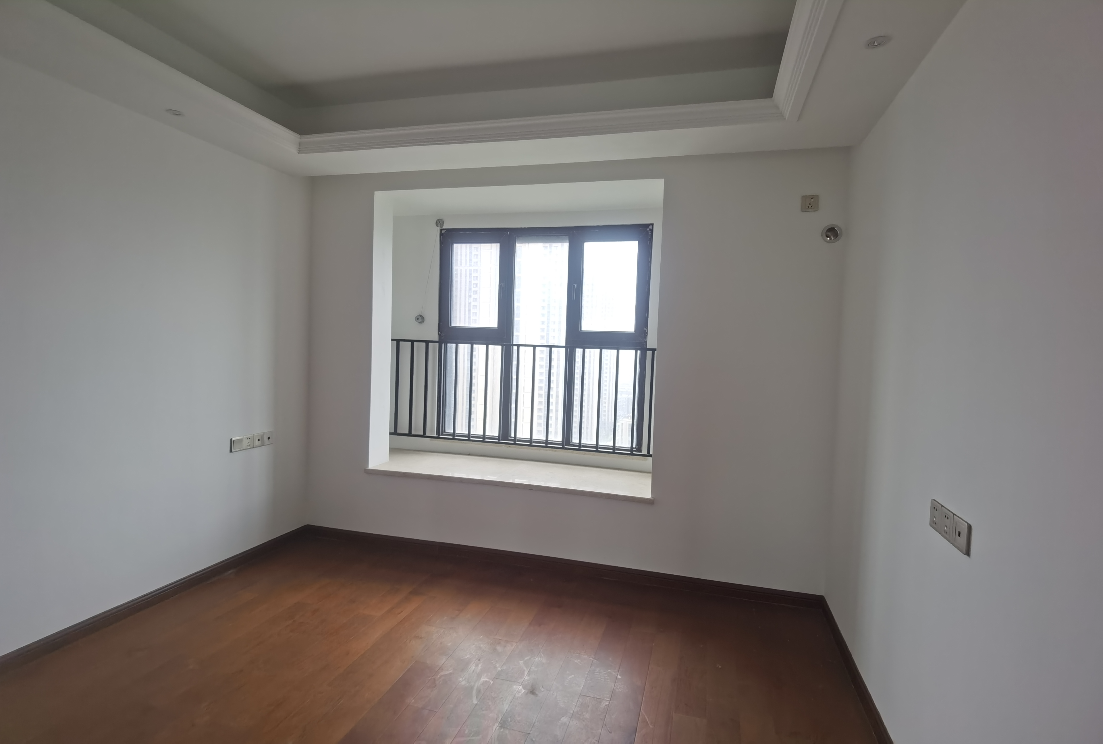 富力院士廷 4室2厅2卫 172m&sup2;
