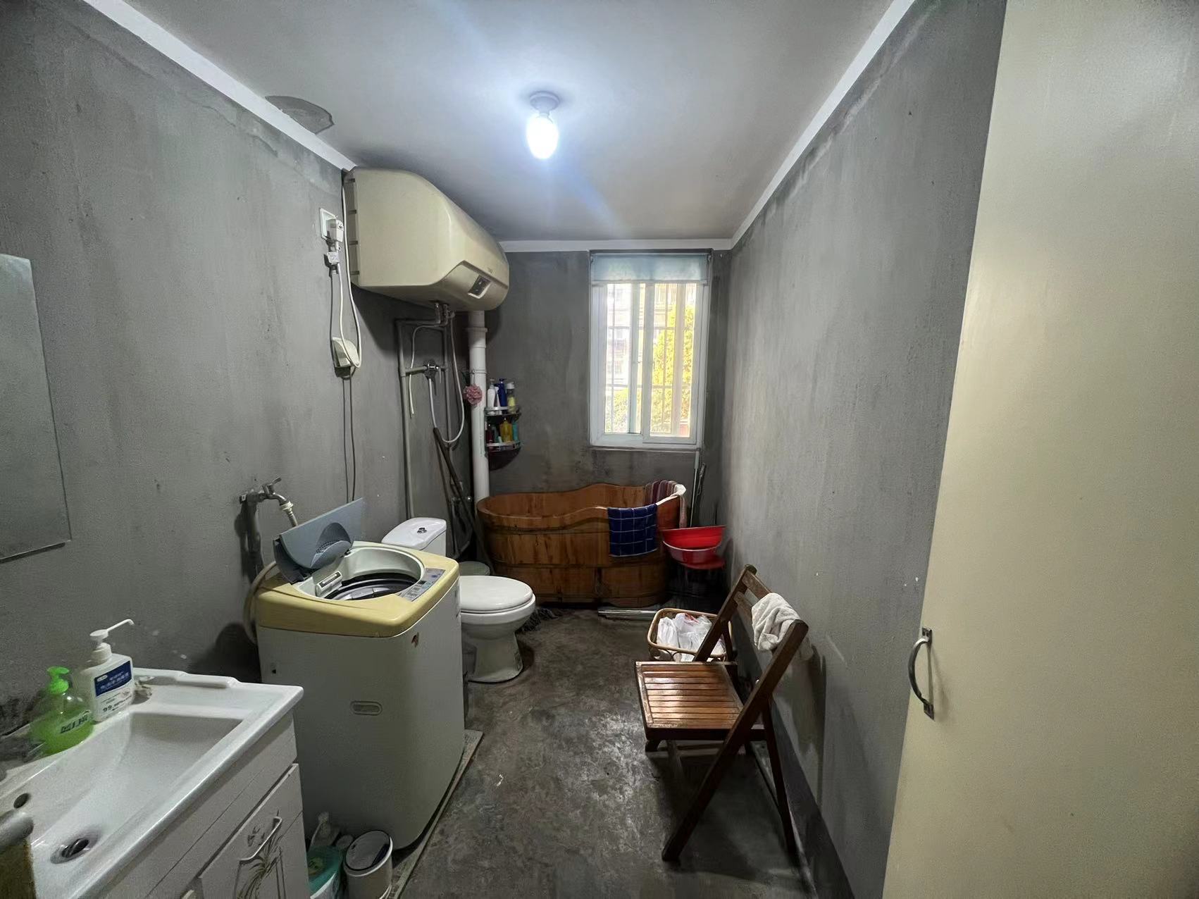 兴和家园 3室2厅2卫 151m&sup2;