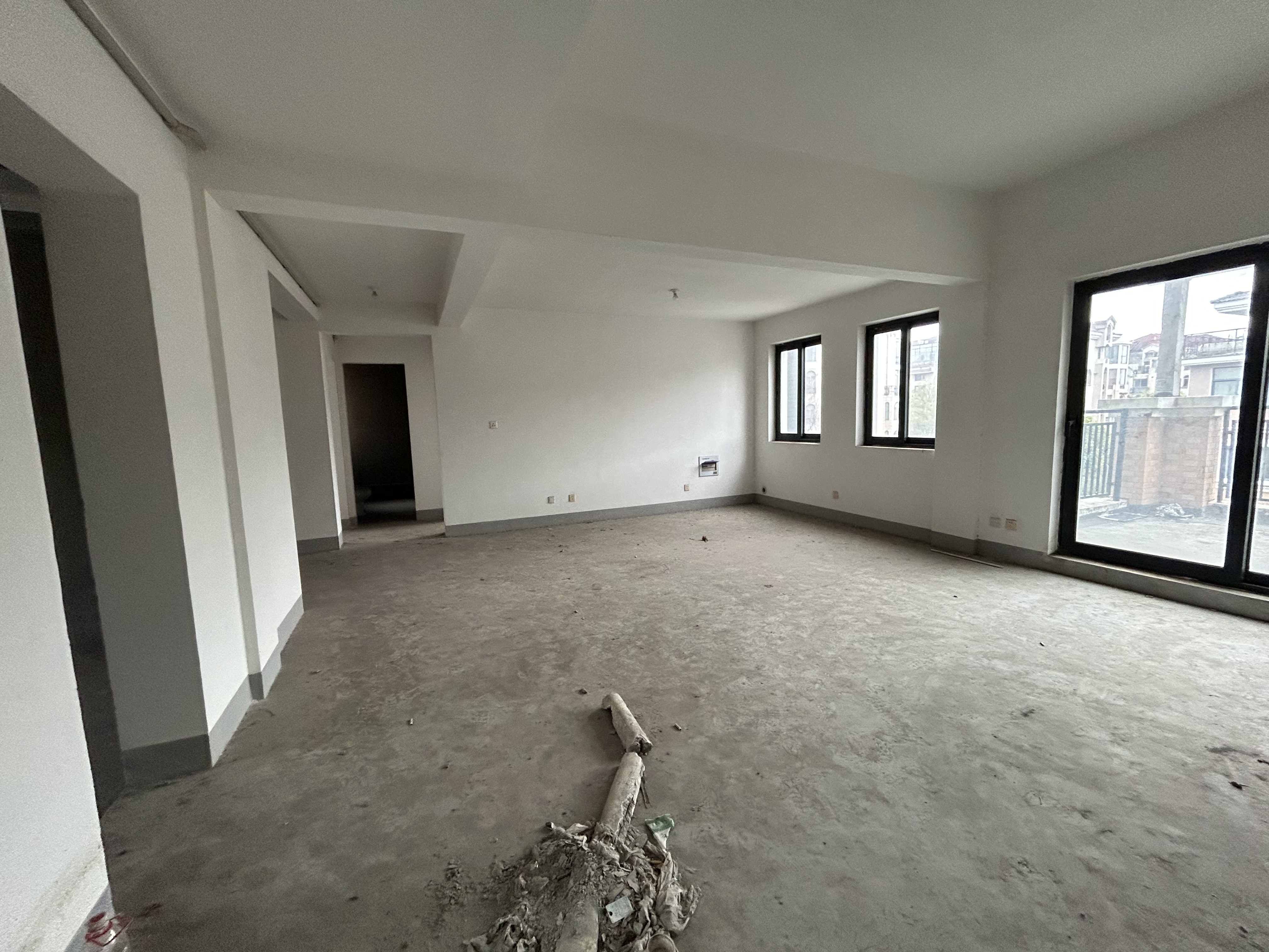 金水湾花园 3室2厅2卫 191.00m&sup2;