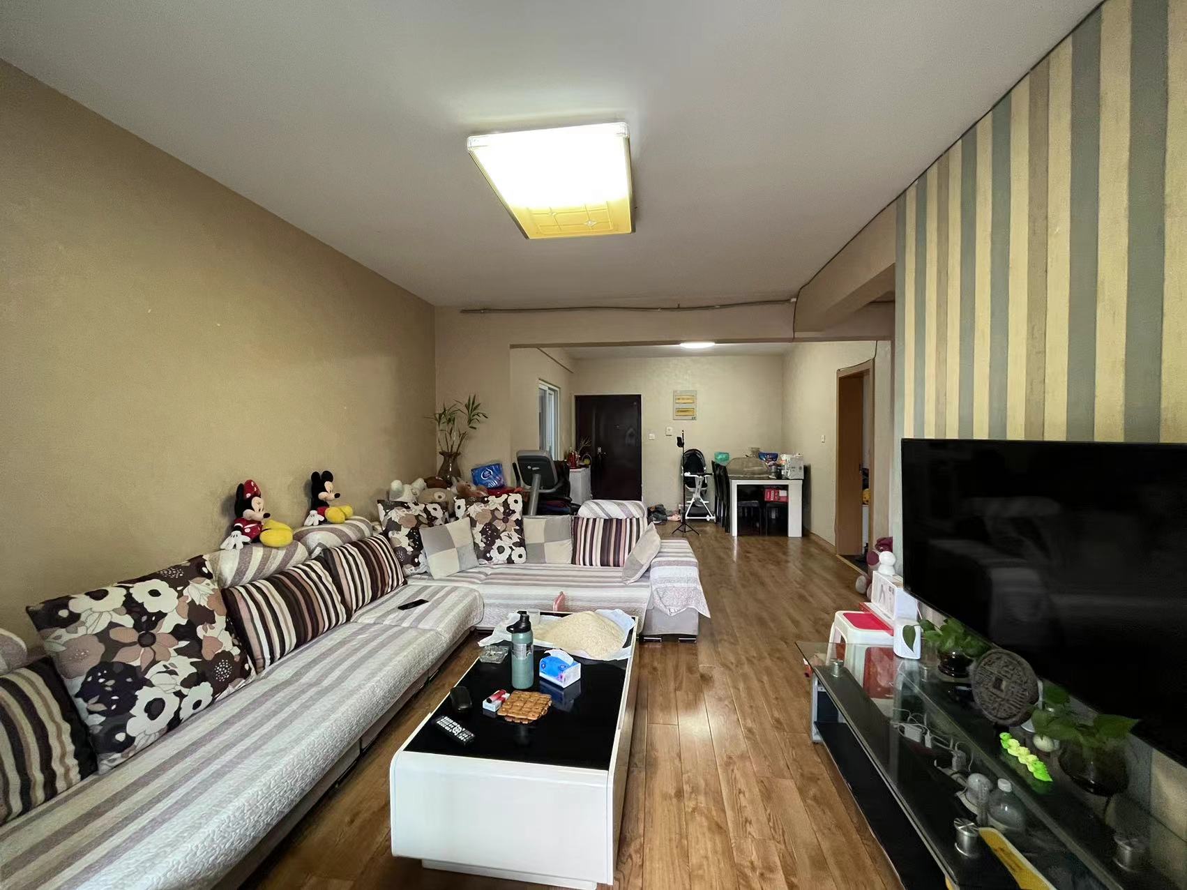 江景苑小区 2室2厅1卫 87.90m&sup2;