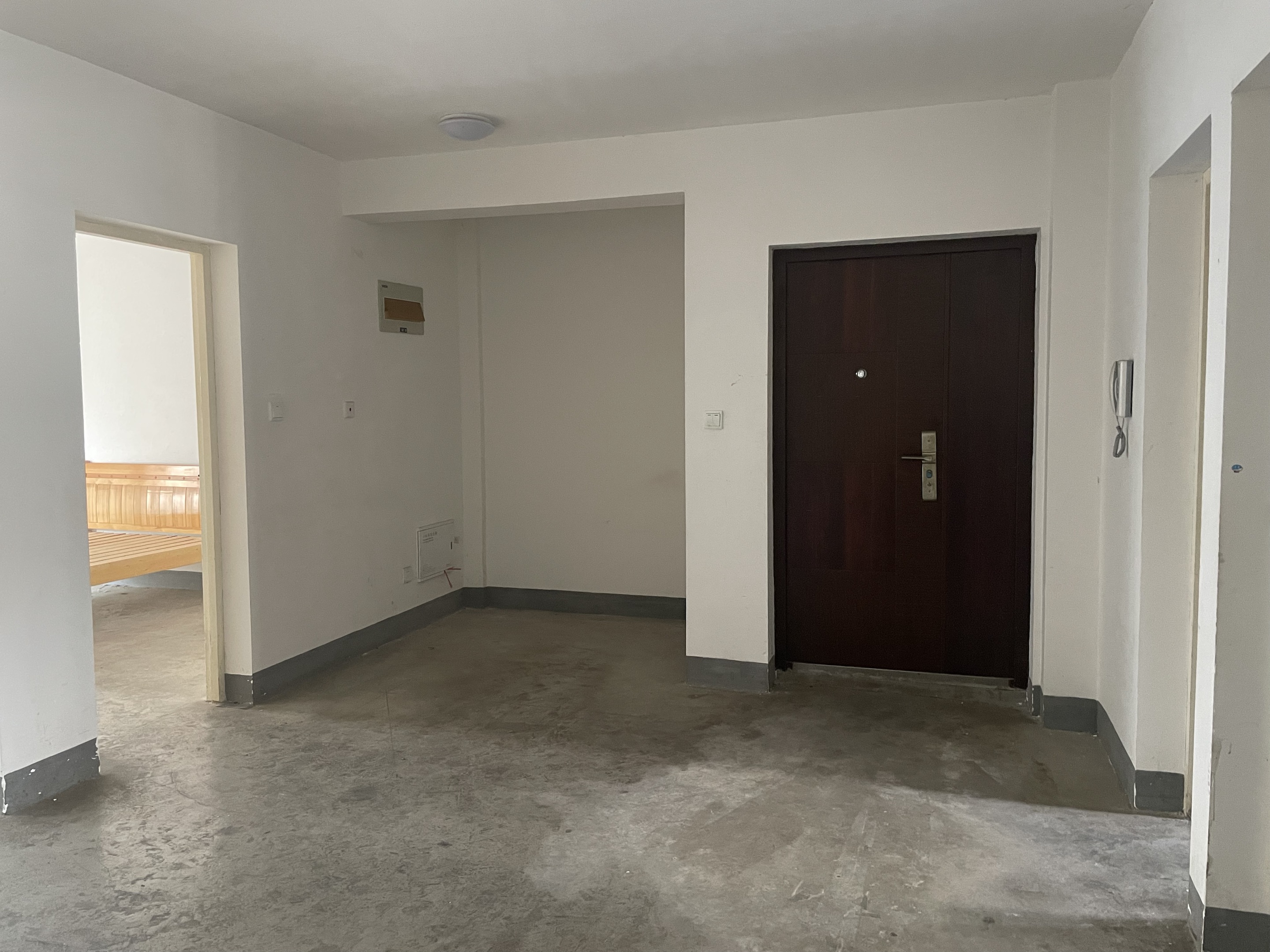 三里墩花苑四期 2室1厅1卫 78m²