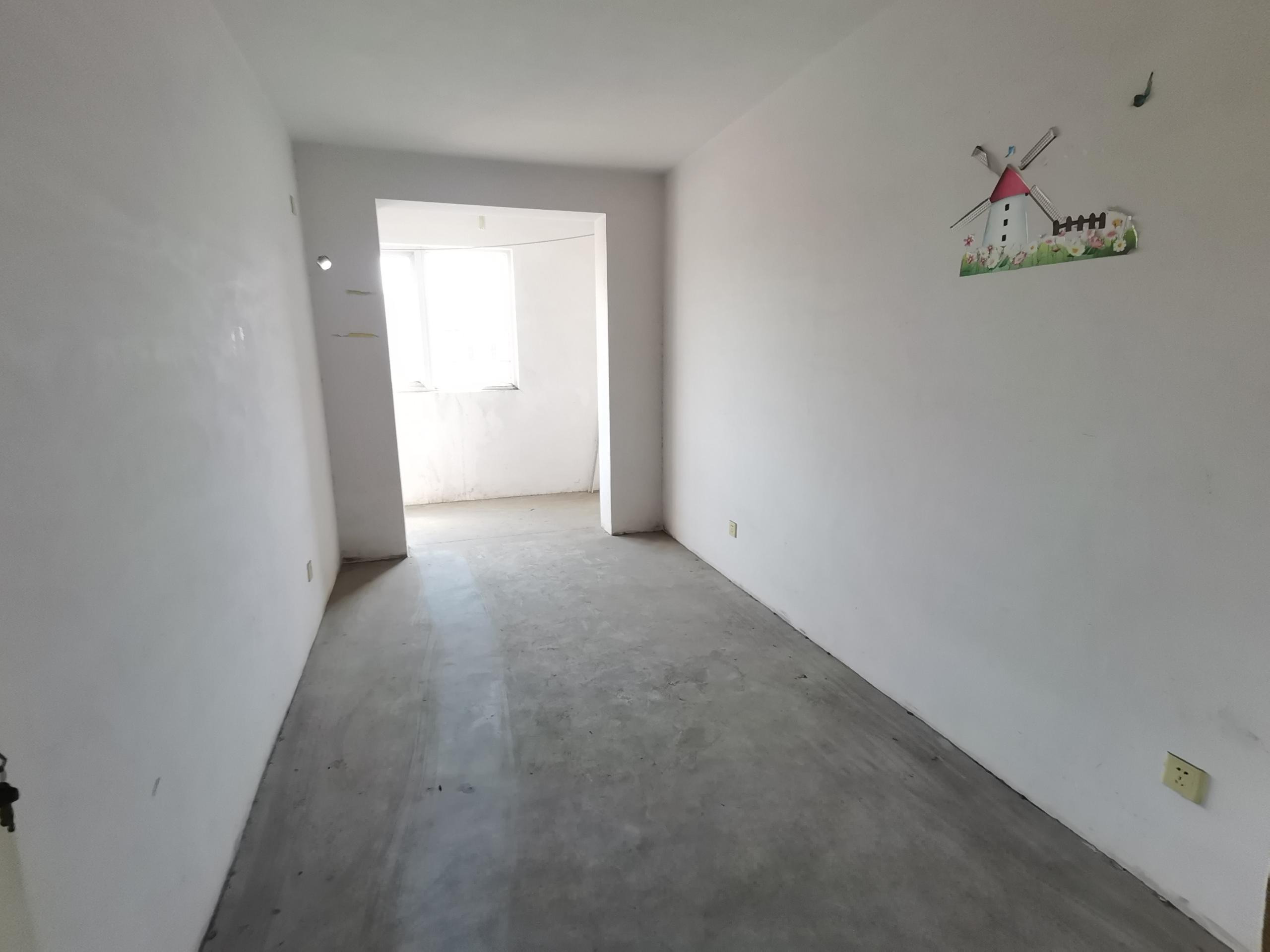 滨江花园 6室2厅2卫 185.84m²