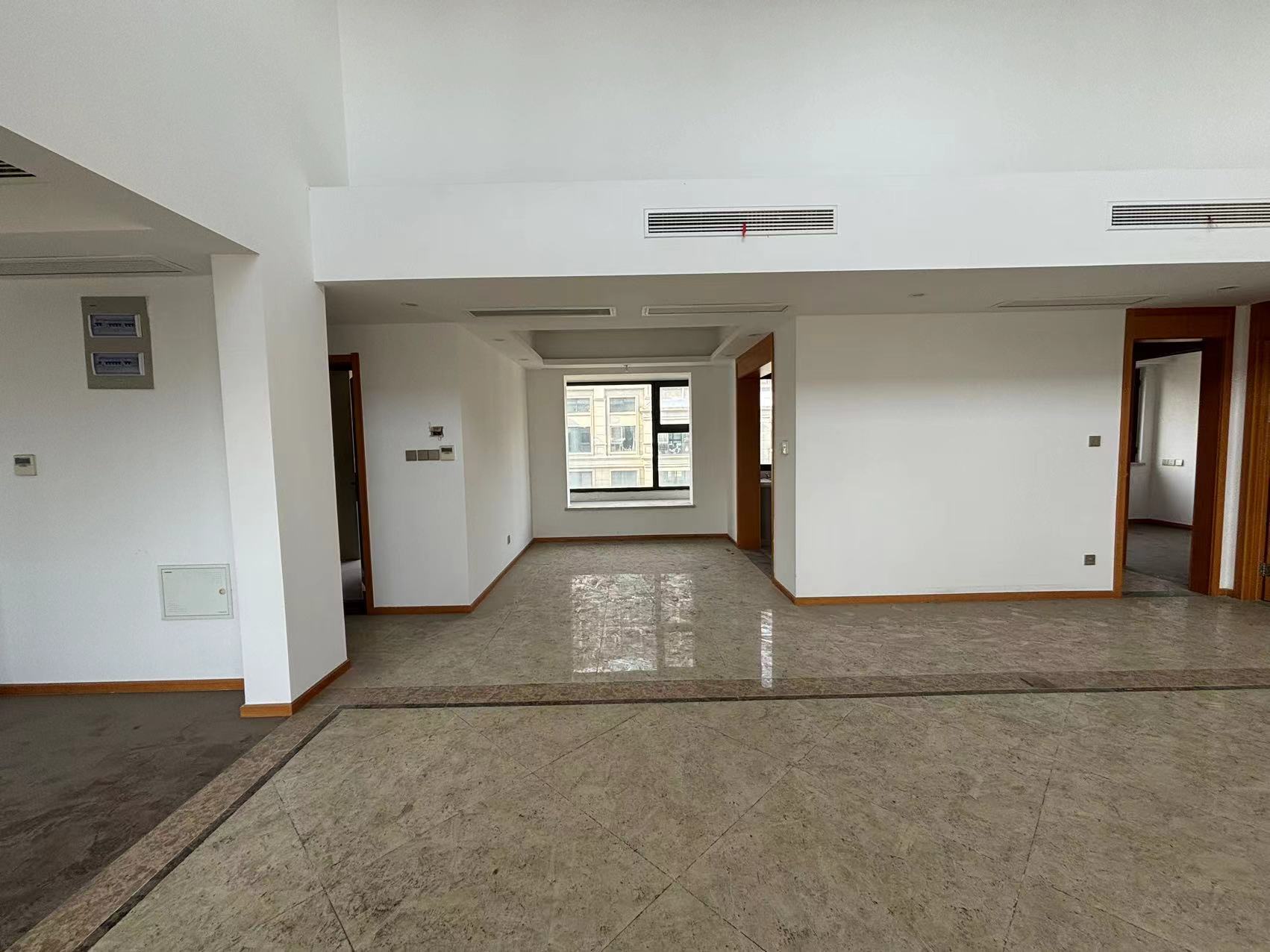 中南熙悦(南通经济技术开发区) 3室2厅2卫 122.00m&sup2;