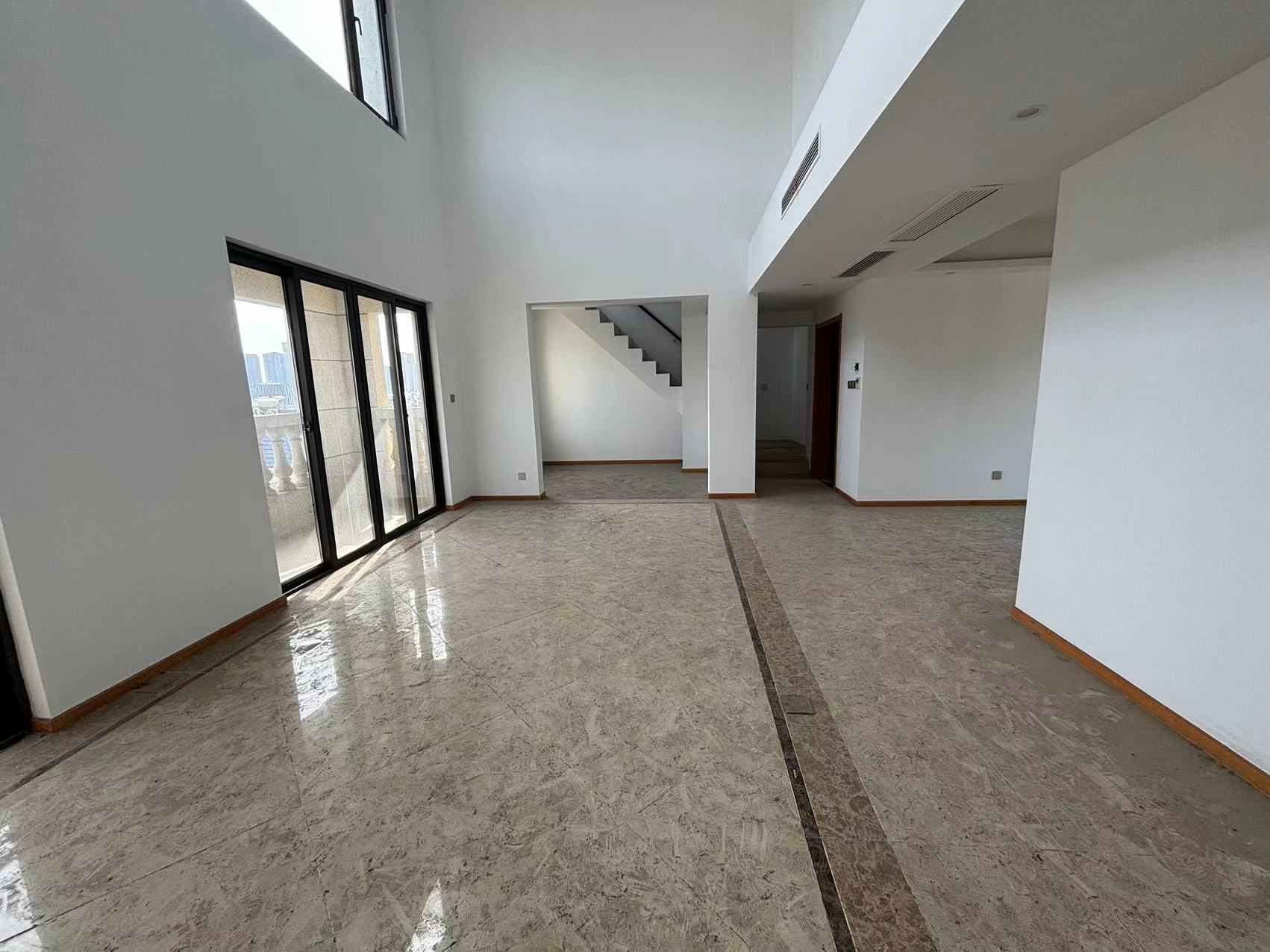 中南熙悦(南通经济技术开发区) 3室2厅2卫 122.00m&sup2;