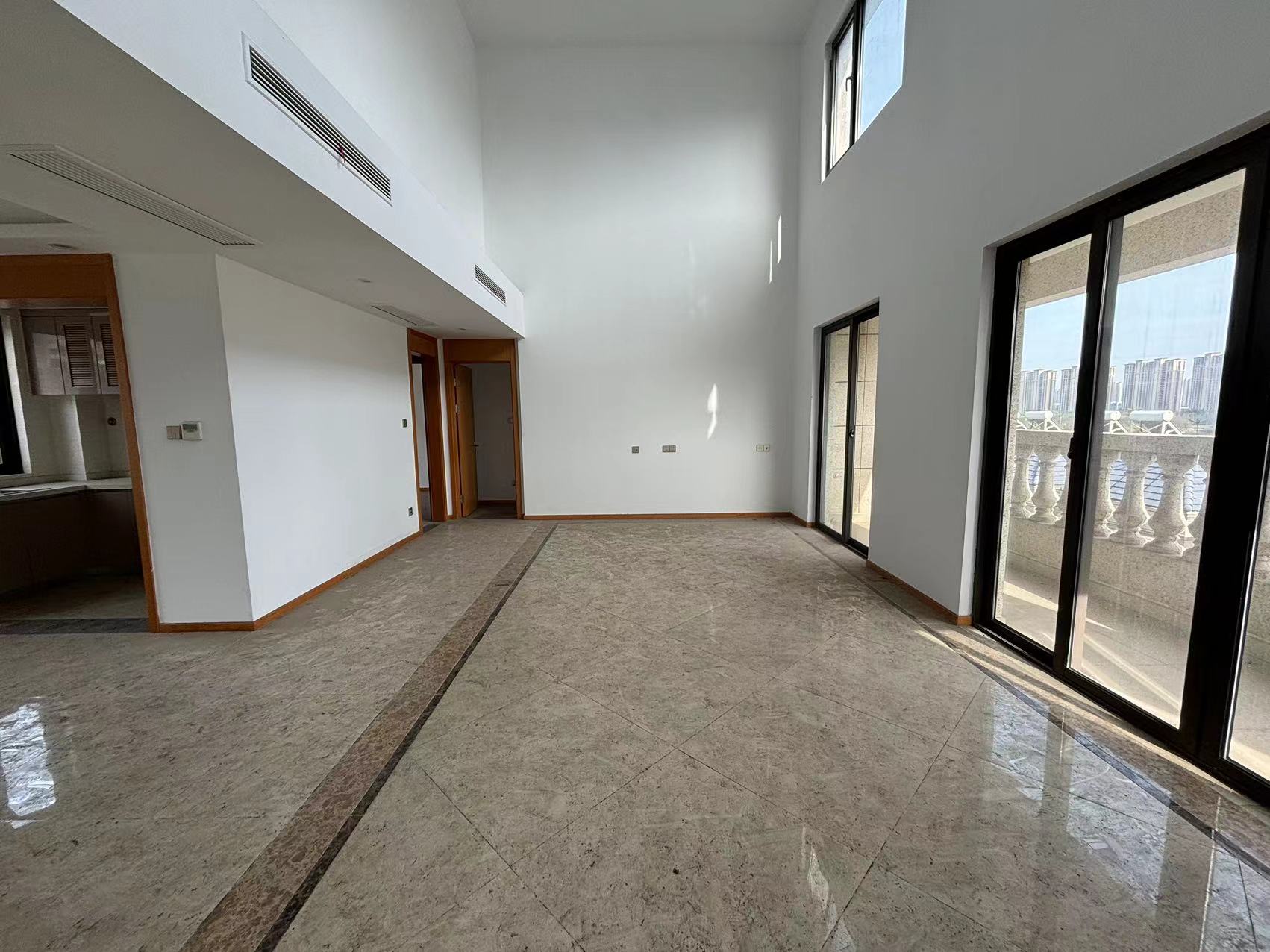 中南熙悦(南通经济技术开发区) 3室2厅2卫 122.00m&sup2;