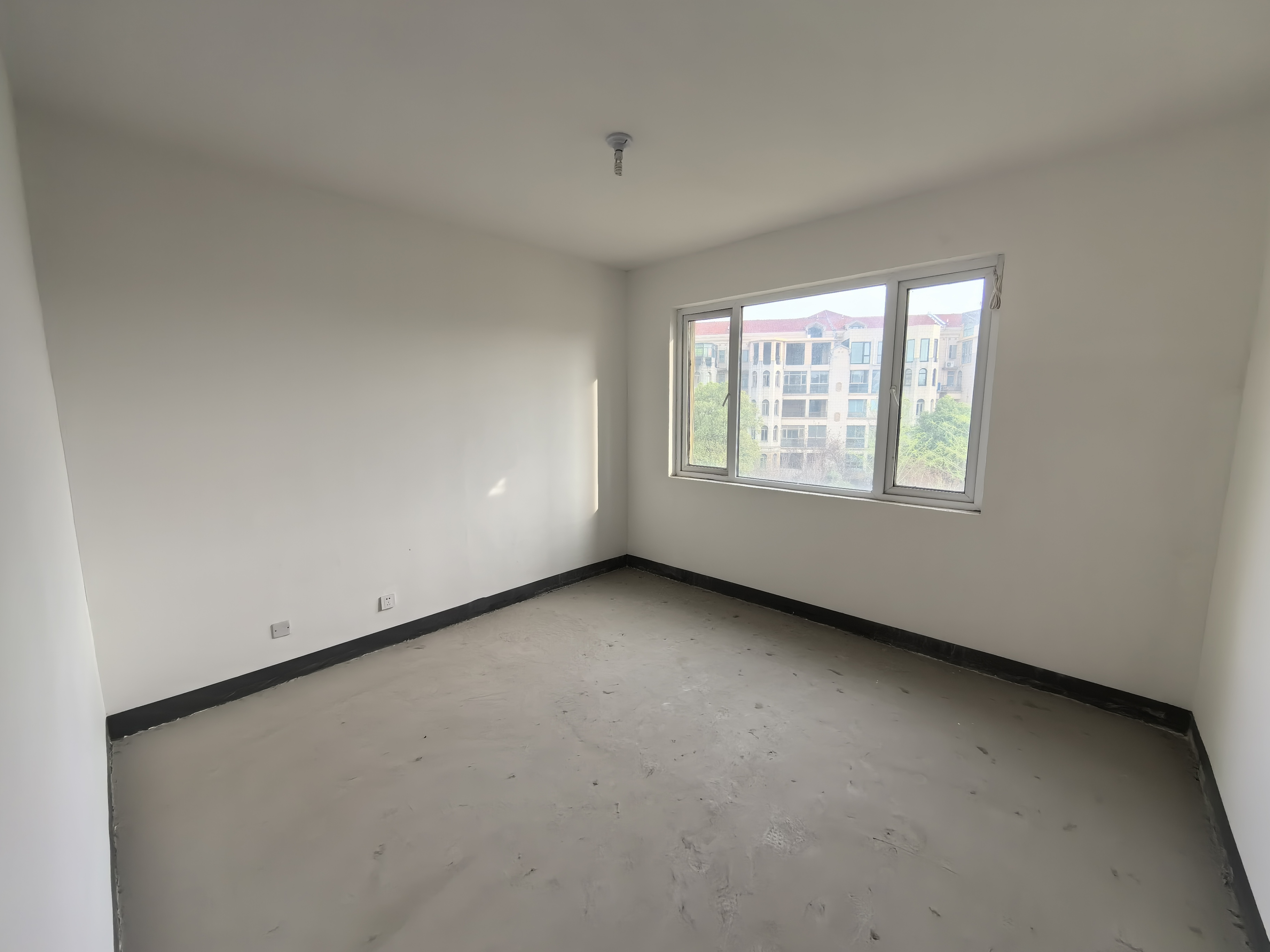 军山花园 5室2厅4卫 266.00m&sup2;