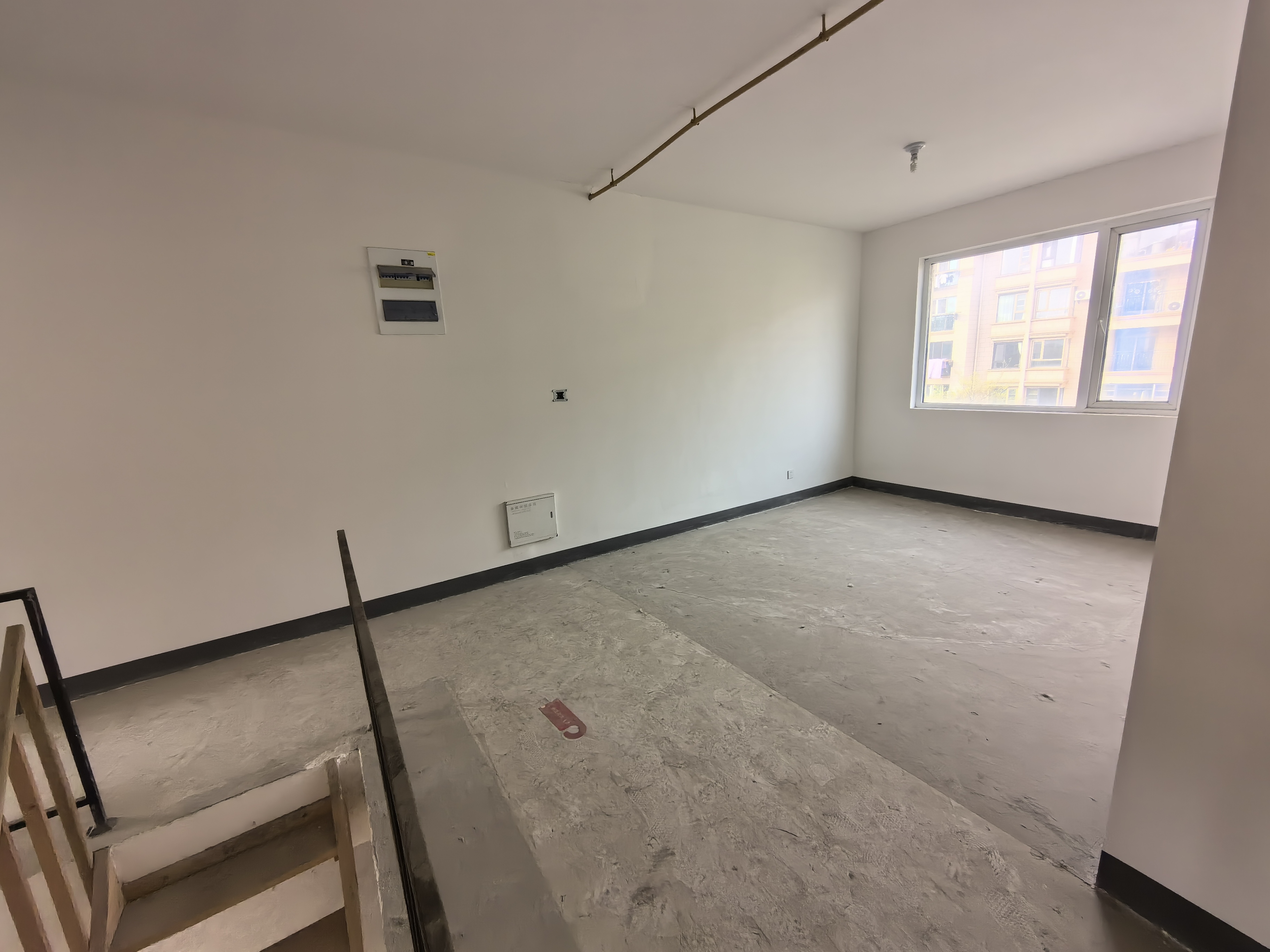 军山花园 5室2厅4卫 266.00m&sup2;