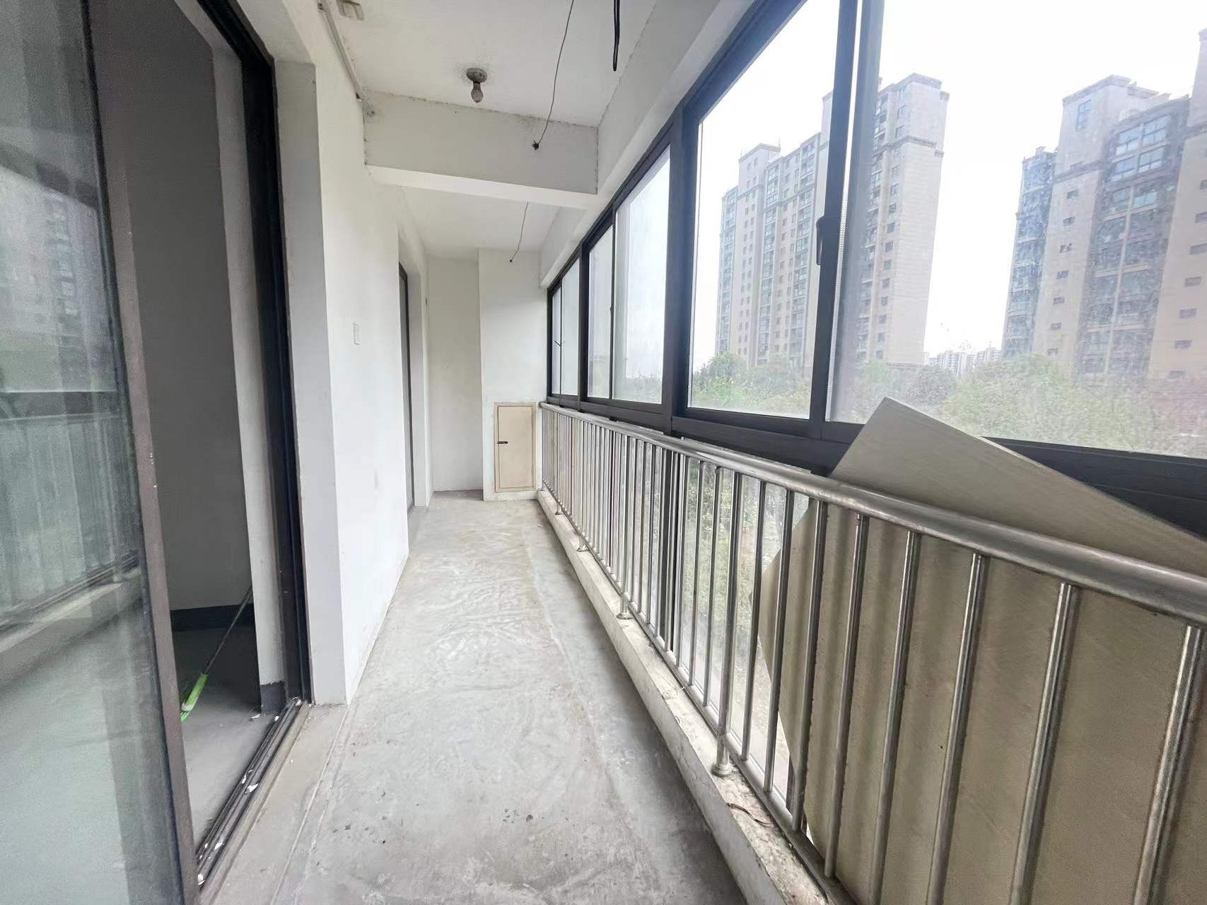 同和嘉苑南区 3室2厅1卫 123m&sup2;