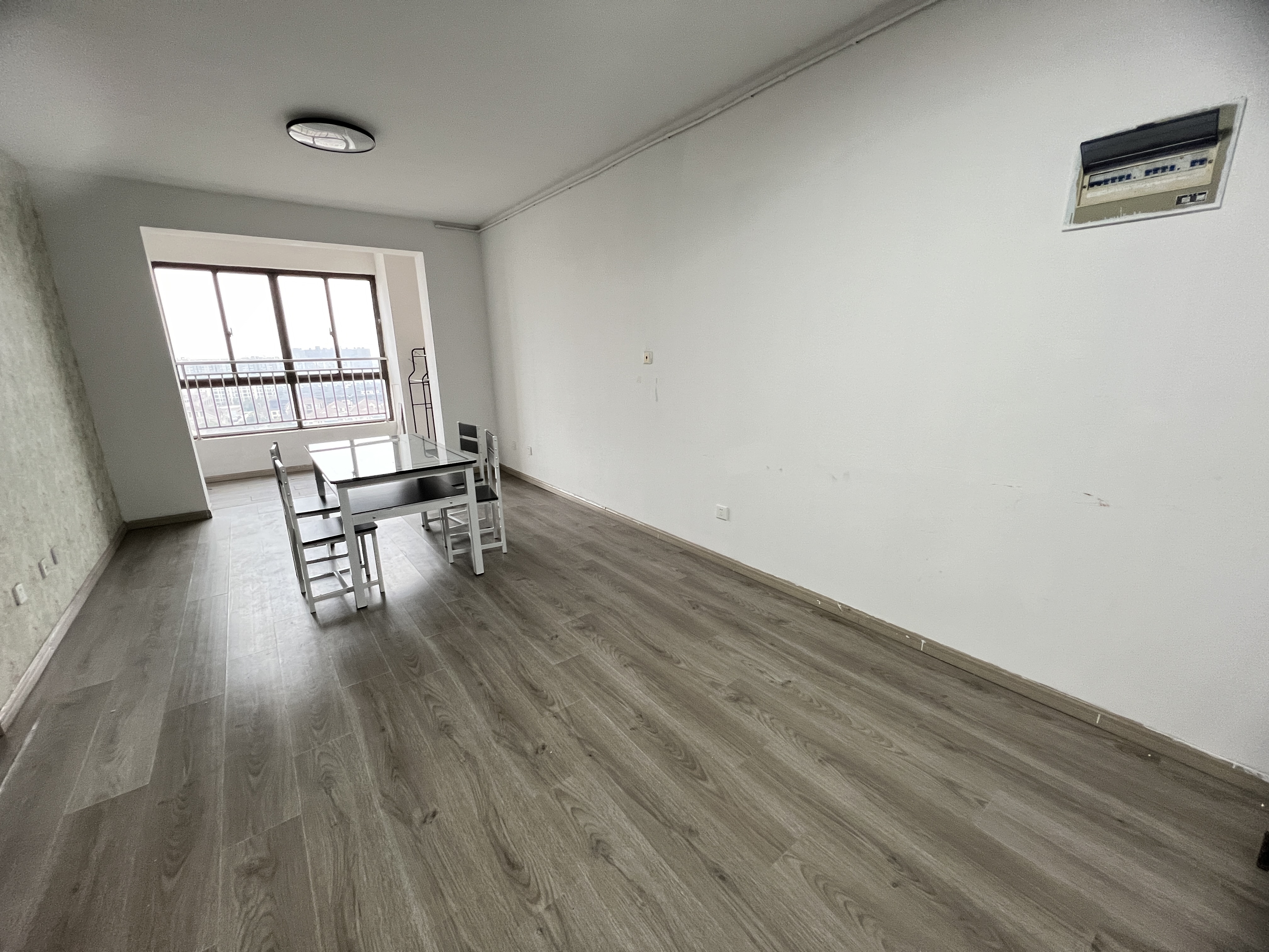 山景水岸 3室2厅1卫 97.89m&sup2;