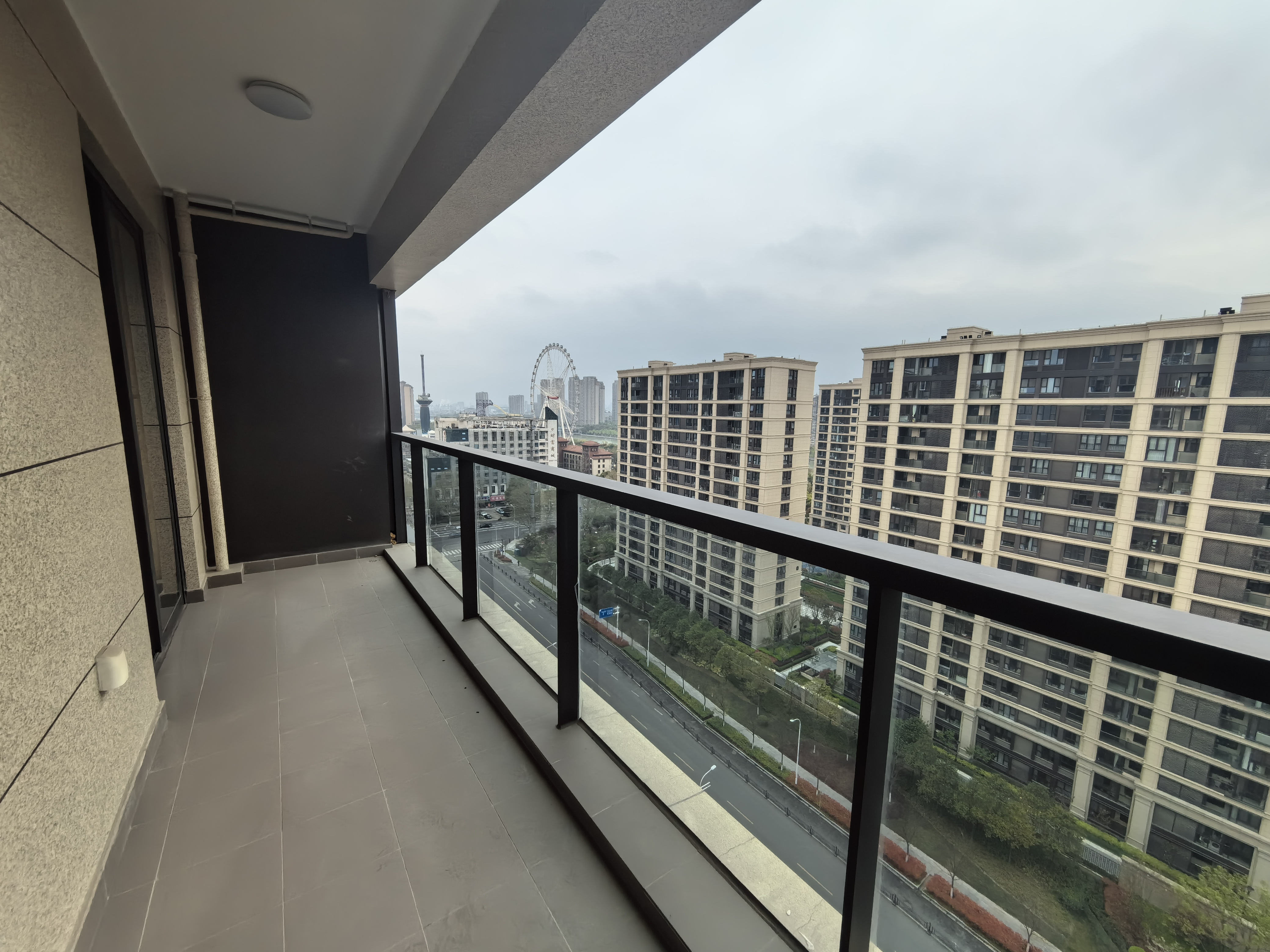 绿城蘭园 3室2厅2卫 133m&sup2;