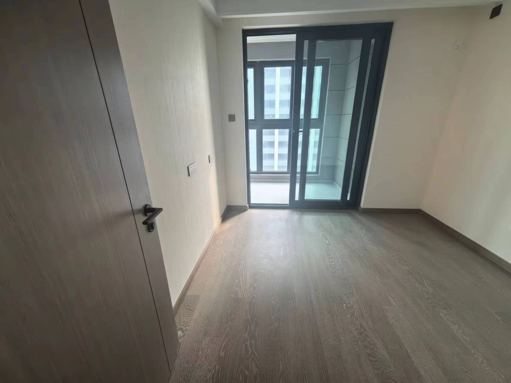万科未来之光 3室2厅1卫 100m&sup2;