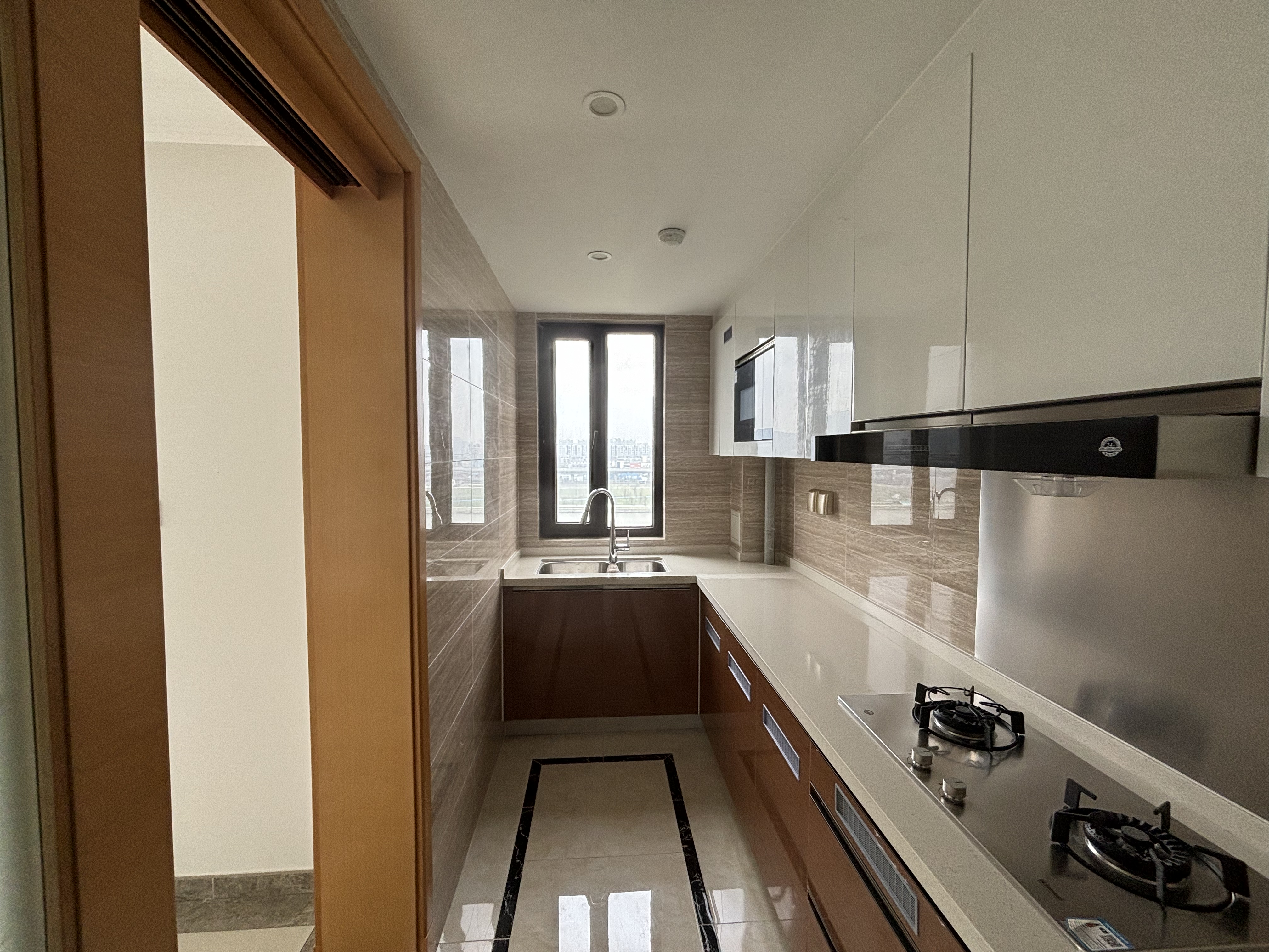 富力院士廷 4室2厅2卫 171m&sup2;
