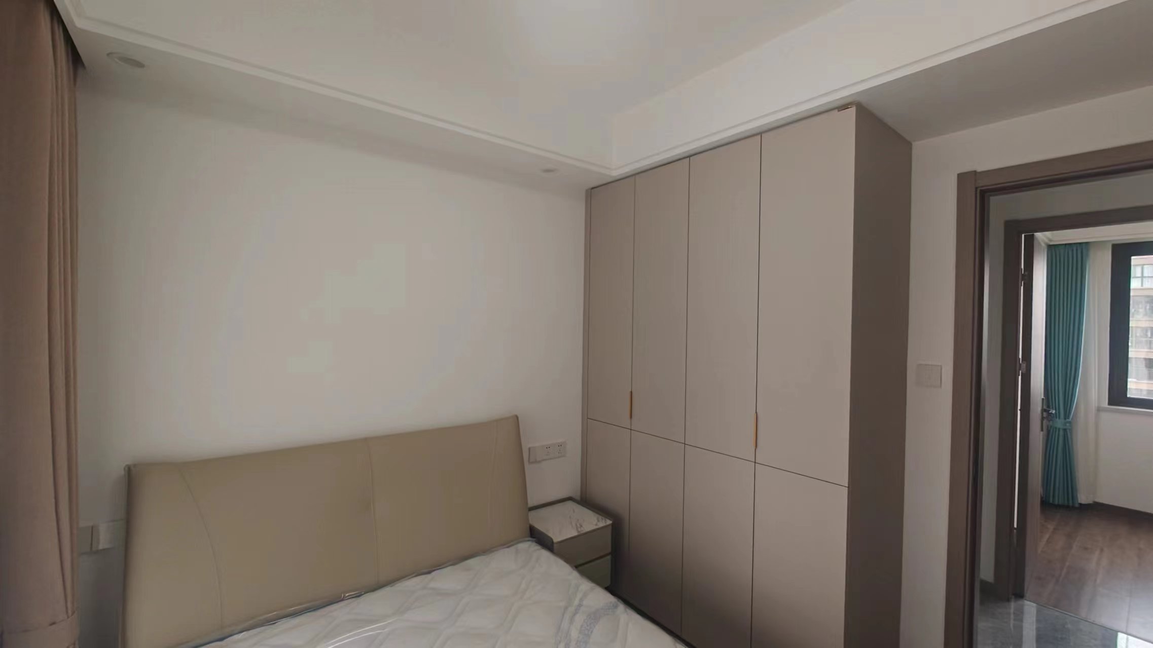 绿地江海图 3室2厅1卫 100.00m&sup2;